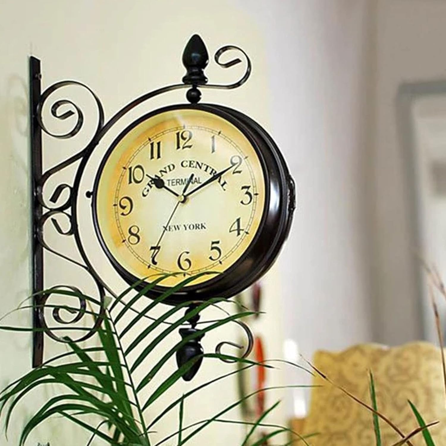 Horloge murale rotative double face rétro en fer forgé - Étanche - Nostalgie noire - Pour gare, salon, porche, couloir, jardin