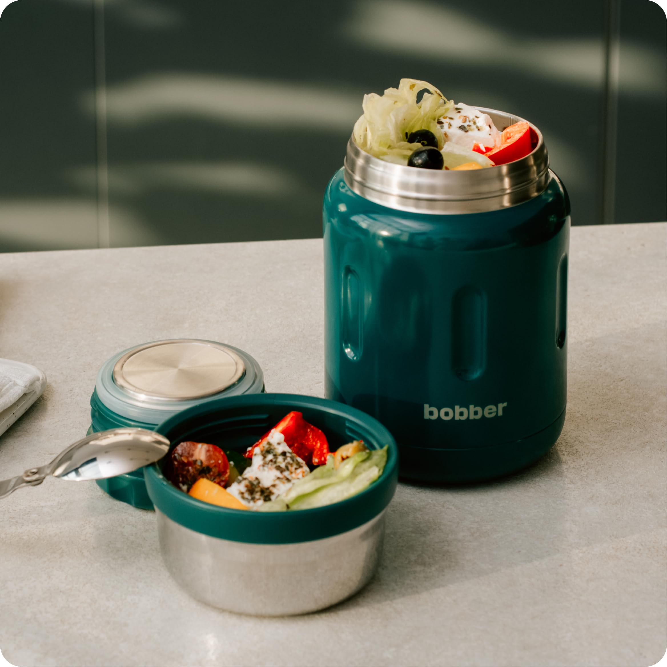 BOBBER 680,4 g Wide Mouth Isolierte Thermosdose für Suppe und heiße Speisen - Edelstahl mit integriertem Löffel - hält 14 Stunden heiß, 20 Stunden kalt (Deep Teal)