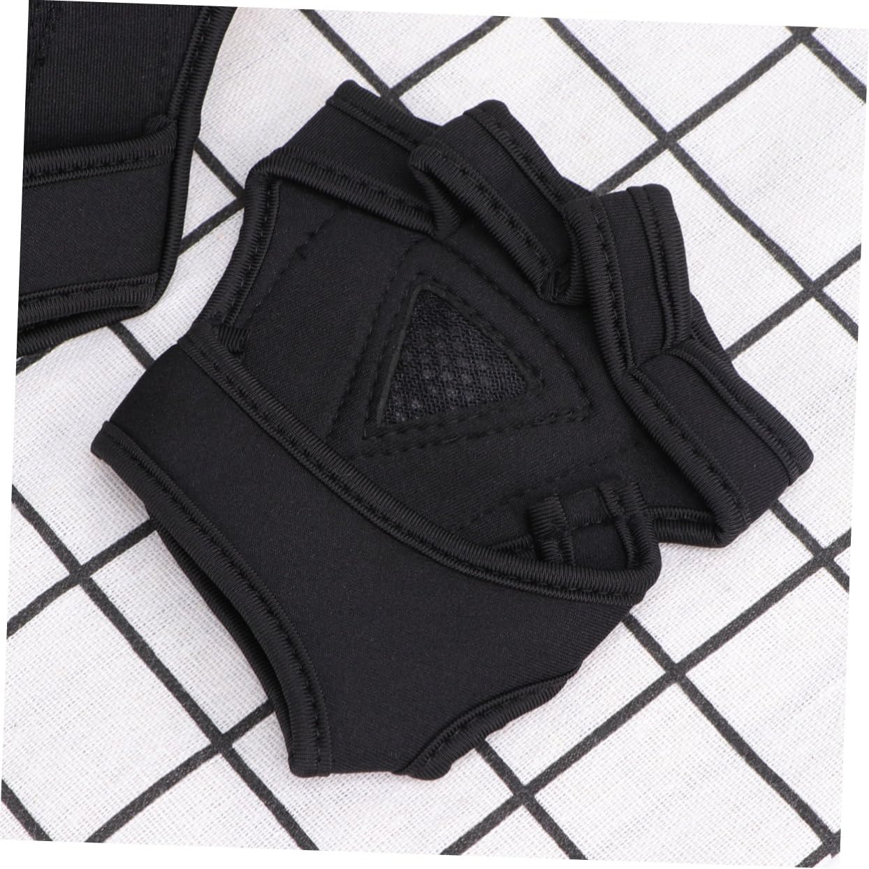 Guanti da allenamento Guanti sportivi Guanti per sollevamento pesi Guanti in sil per uomo Cinture da palestra Cintura da uomo imbottita con Wirst Strp Mezzi guanti Polsino Fitness senza dita