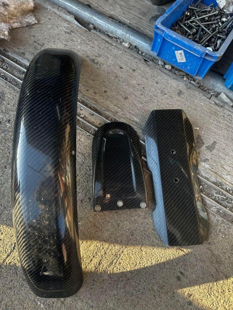 トレーラー 泥除け 3分割 ステー ウエイト トレーラー 泥除け 3分割