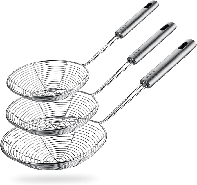 Spider Strainer Skimmer Spoon, HSpiow Set of 3 Sizes Frying Spoon Stainless Steel Fryer Scoop Wire Strainer Ladle with Long Handle for Kitchen Frying Cooking Food Pasta