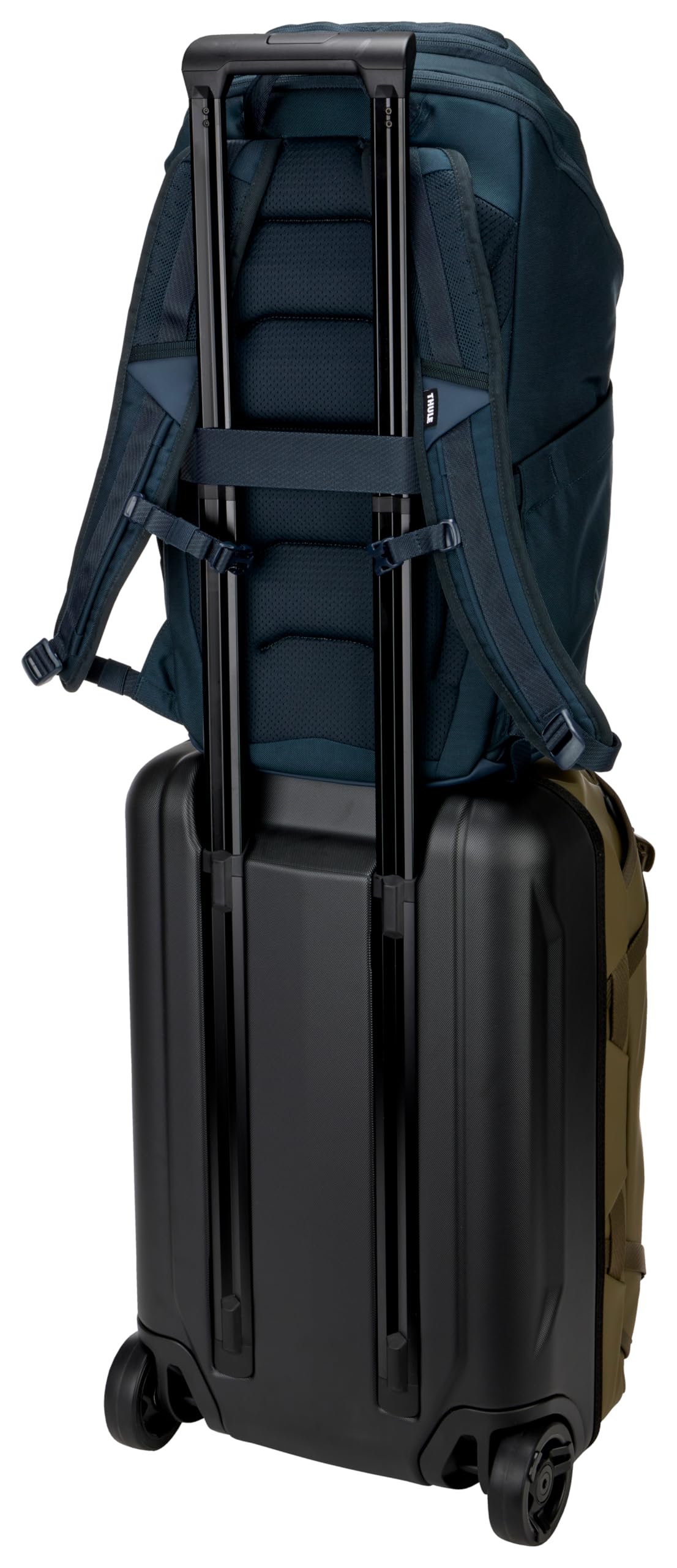 Thule mochila de ocio con compartimento para portátil Chasm Recycled Backpack 26L Darkest Blue azul marino