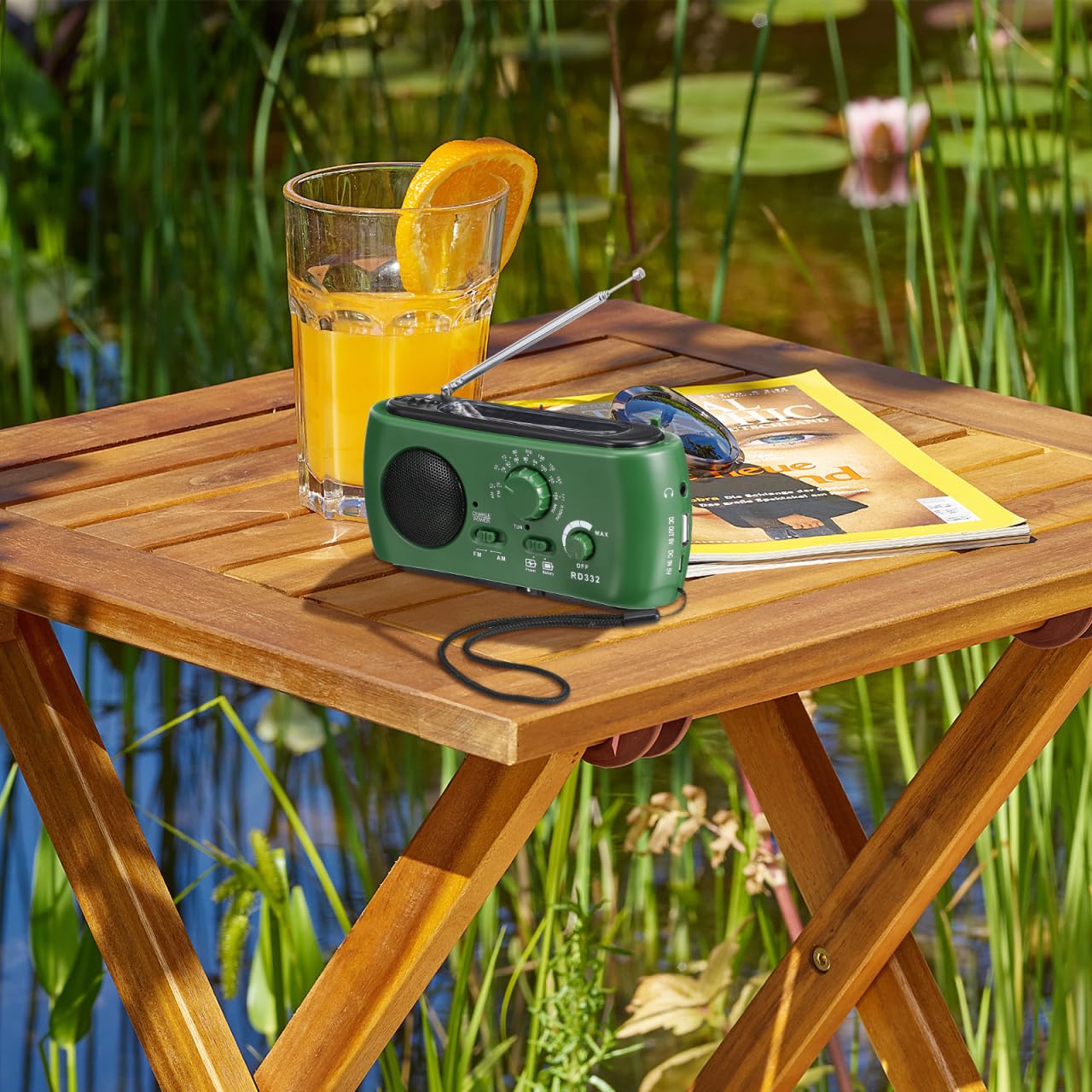 Radio De Emergencia Solar Portátil con Linterna Y Cargador USB Manivela De Mano FM Am para Camping Y Supervivencia