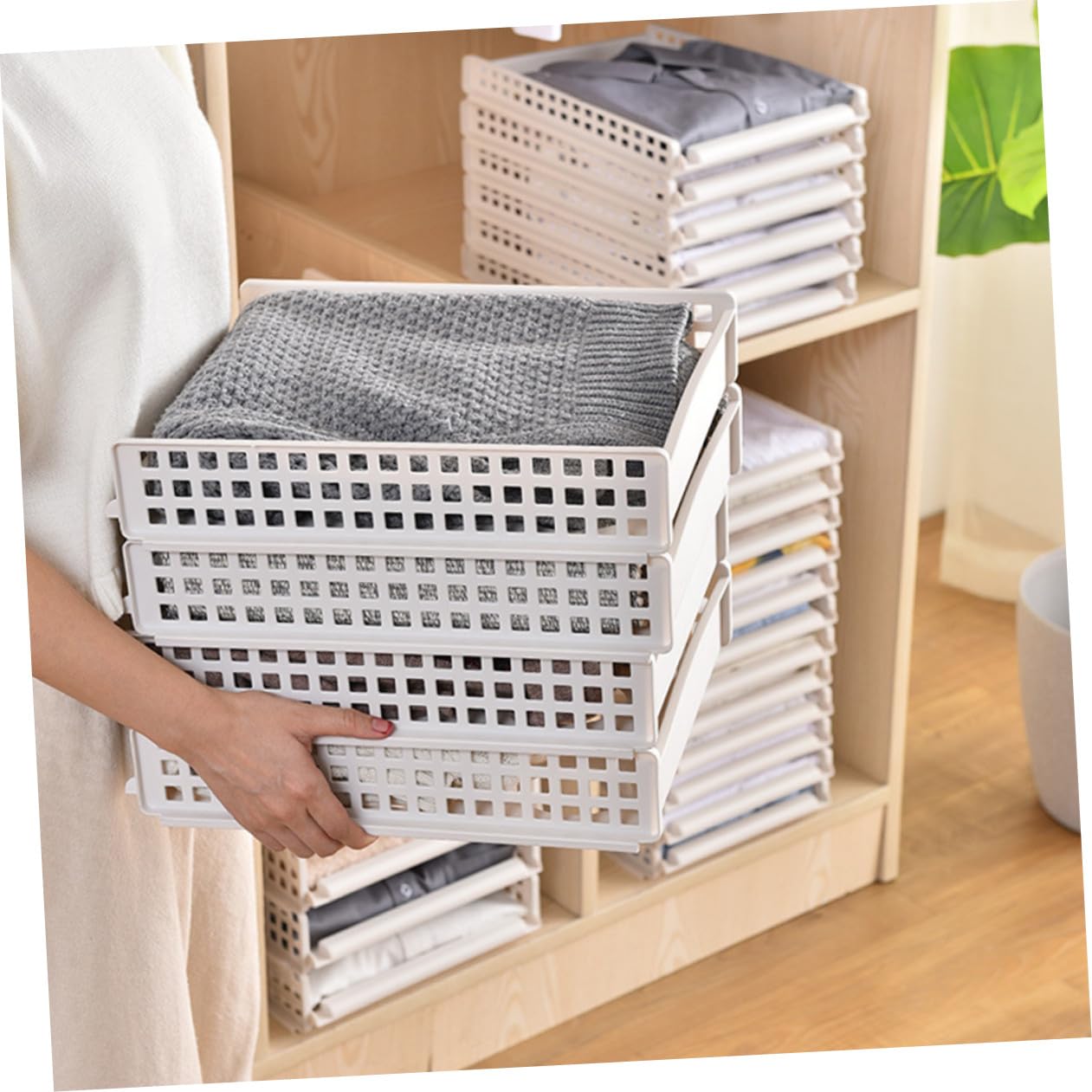 Faltbares Kleiderfaltbrett Maße 34,7x28,5x7cm Weiß 3 Stück aus PP Stapelbar und Atmungsaktiv für Kleiderschrank und Schubladen