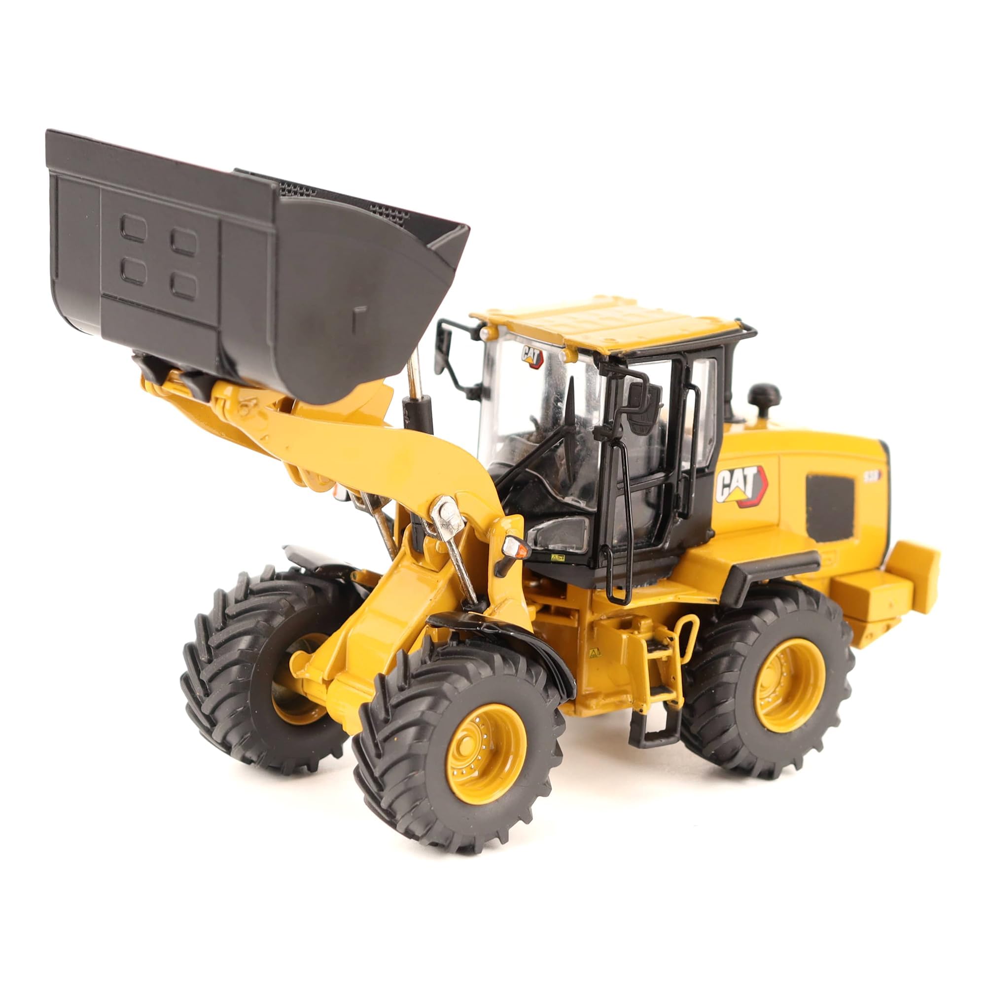 Diecast Masters 1:50 Scale Model Cat 938 Wheel Loader, 85782