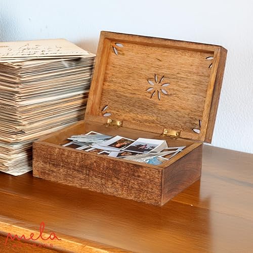 Miniatura 5 de Mela Artisans Caja de recuerdo de madera  Memoria de madera de mango quemado  Caja de almacenamiento de fotos con tapa con bisagras  Caja de