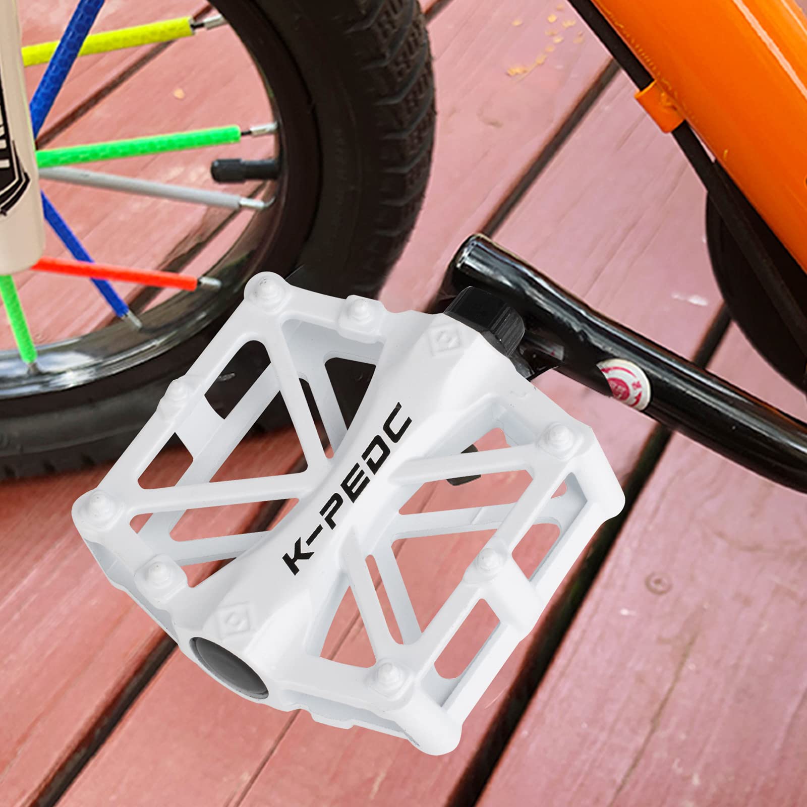SPFAS Pedali della bicicletta Pedale della bici in alluminio Ciclismo / Strada Mountain MTB / BMX Pedale della bici con pedali Super Bearing Platone stabile con pedale antiscivolo per 9/16 di pollice (5 colori)
