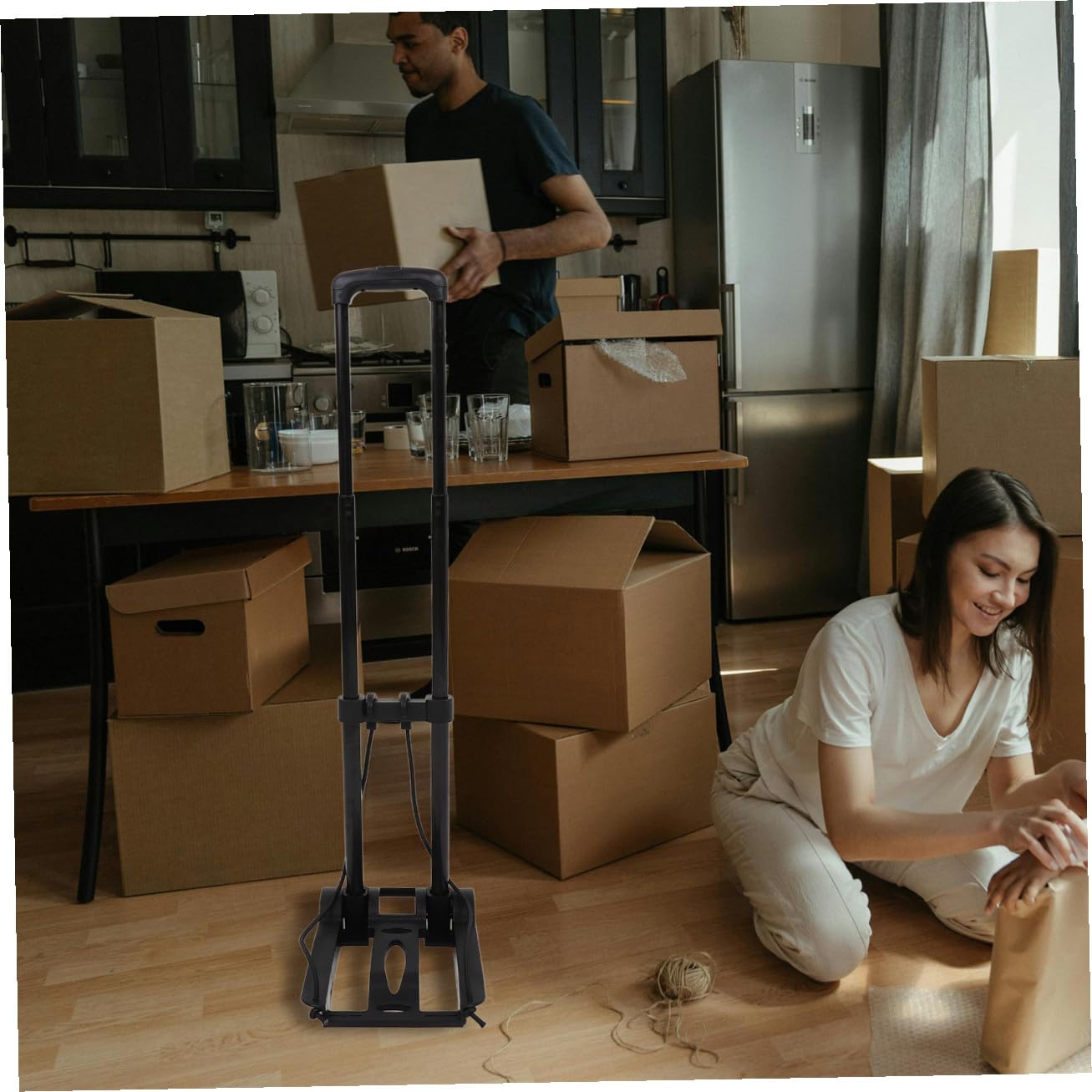 Carrito Plegable de Mano Ruedas Giratorias, Base Reforzada de Plástico y Estructura de Hierro para Mudanzas y Viajes Compactos