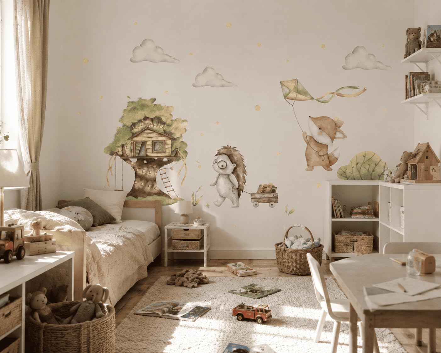 Store Adesivi Murali Bambini con Animali del Bosco: Volpe, Riccio e Casa sull’Albero, Decorazioni Cameretta Woodland Adventures, PVC Opaco, 150 x 96 cm, Made in Italy