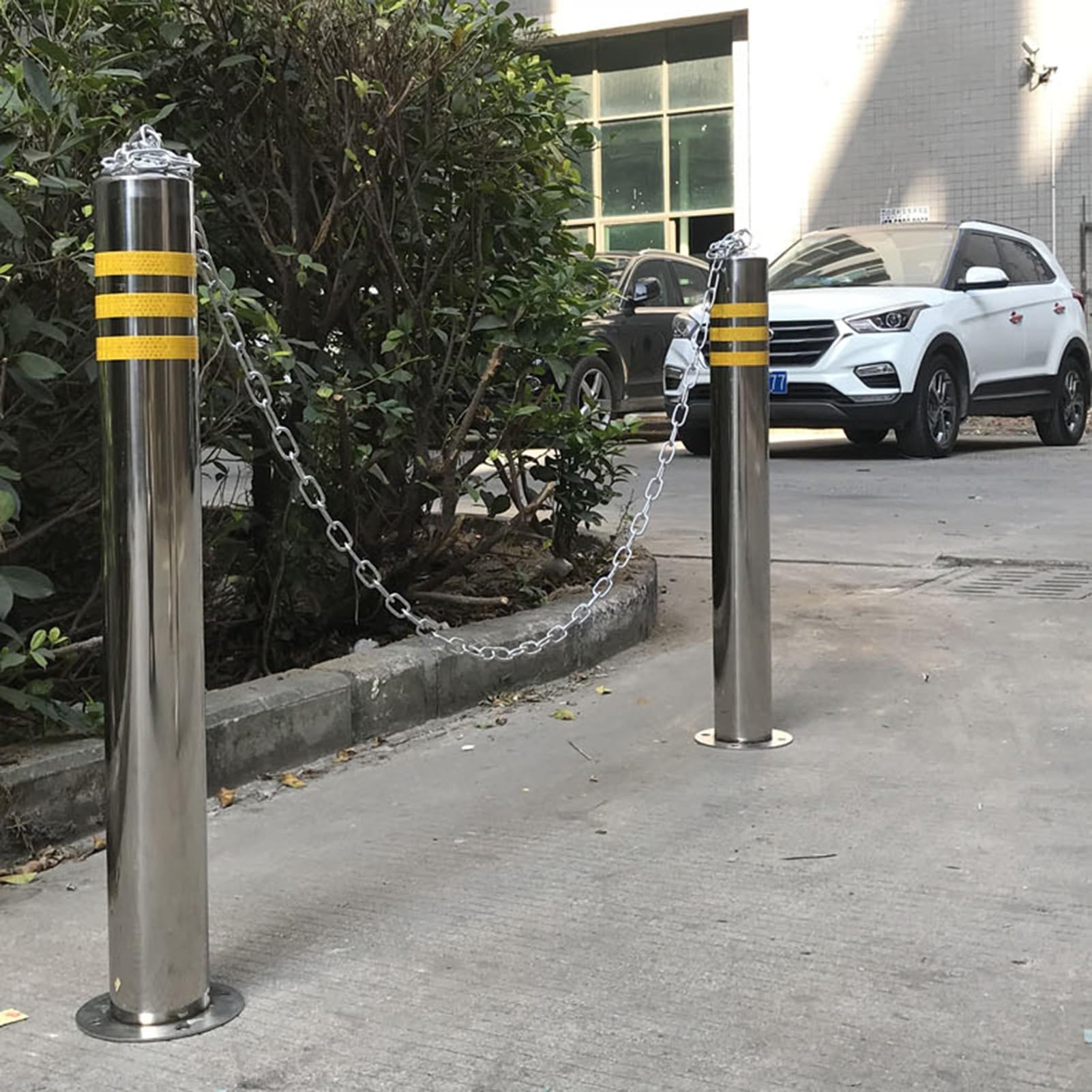 Generico Barriera di Sicurezza Rimovibile in Acciaio Inox per vialetti con Lucchetto - Altezza 650 mm, dissuasore per parcheggio Auto, Cono Stradale Resistente per Una Maggiore Protezione della propr