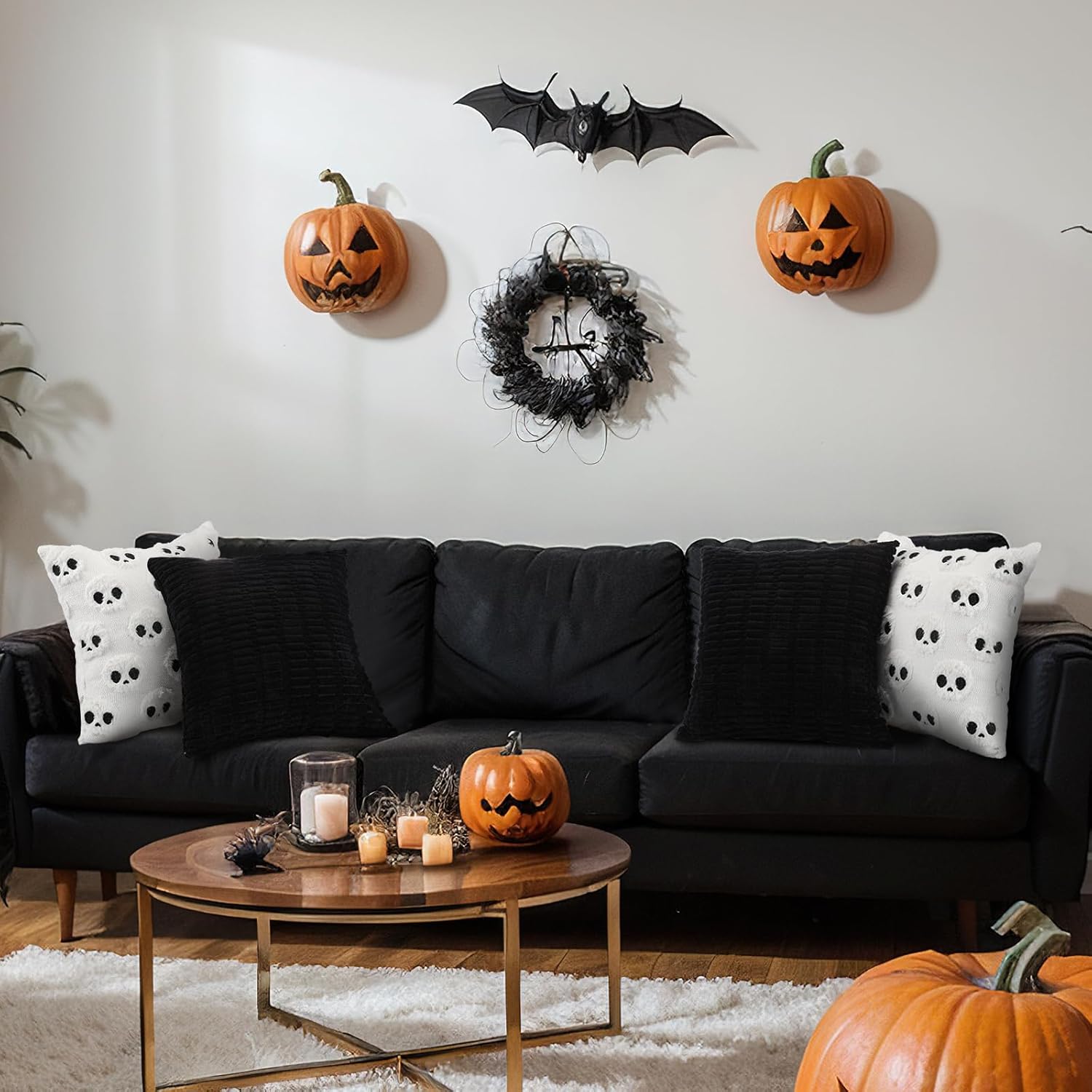 Set of 4 Black White Pillow Covers 18x18 Inch Skull Soft Plush Decorations Spooky Skeleton Gothic Throw Pillow Couch Cushion Covers for Bed Halloween Home Sofa Couch Living Room