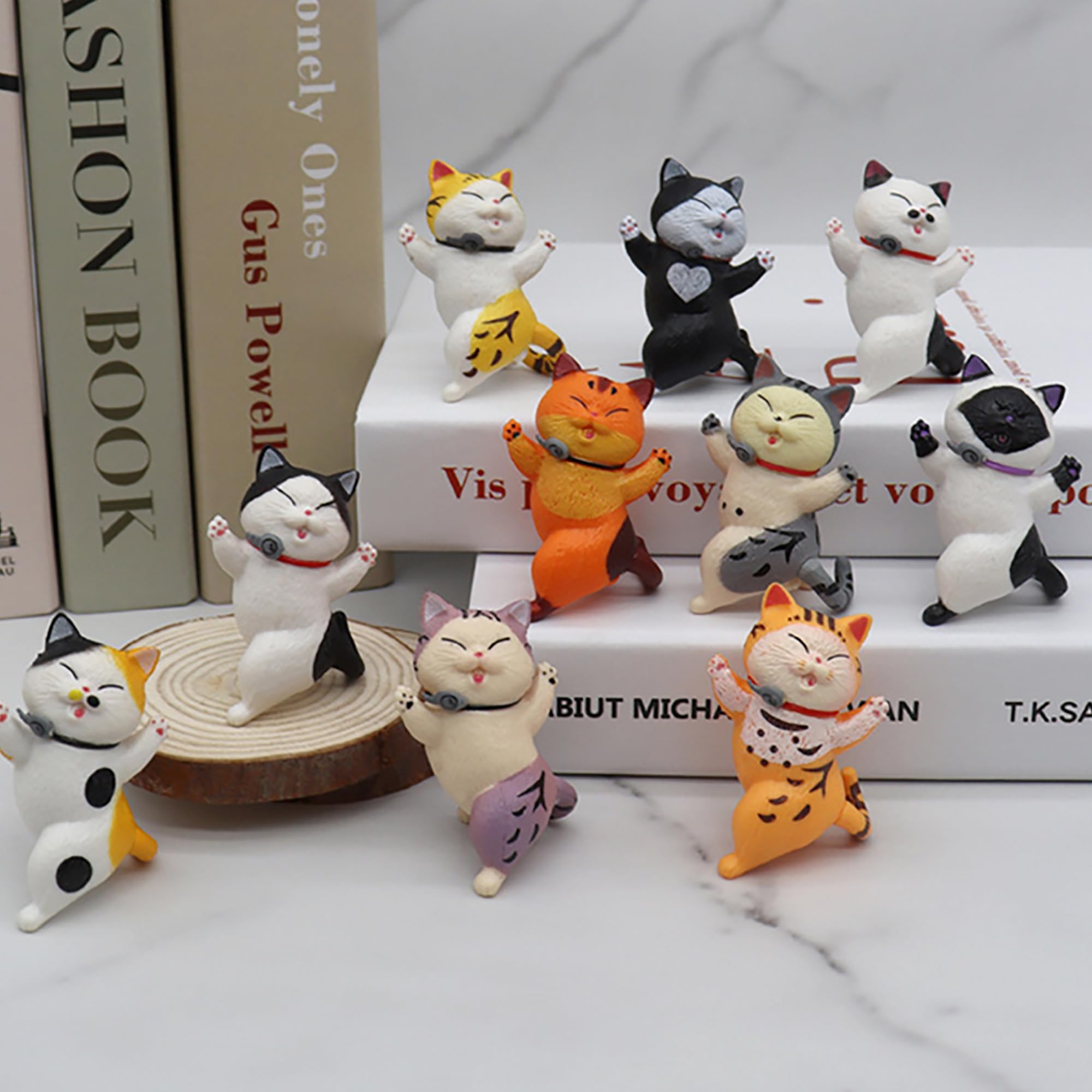 Amazon.co.jp: AAGWW 喝采猫 子猫玩具セット PVC ミニチュア 