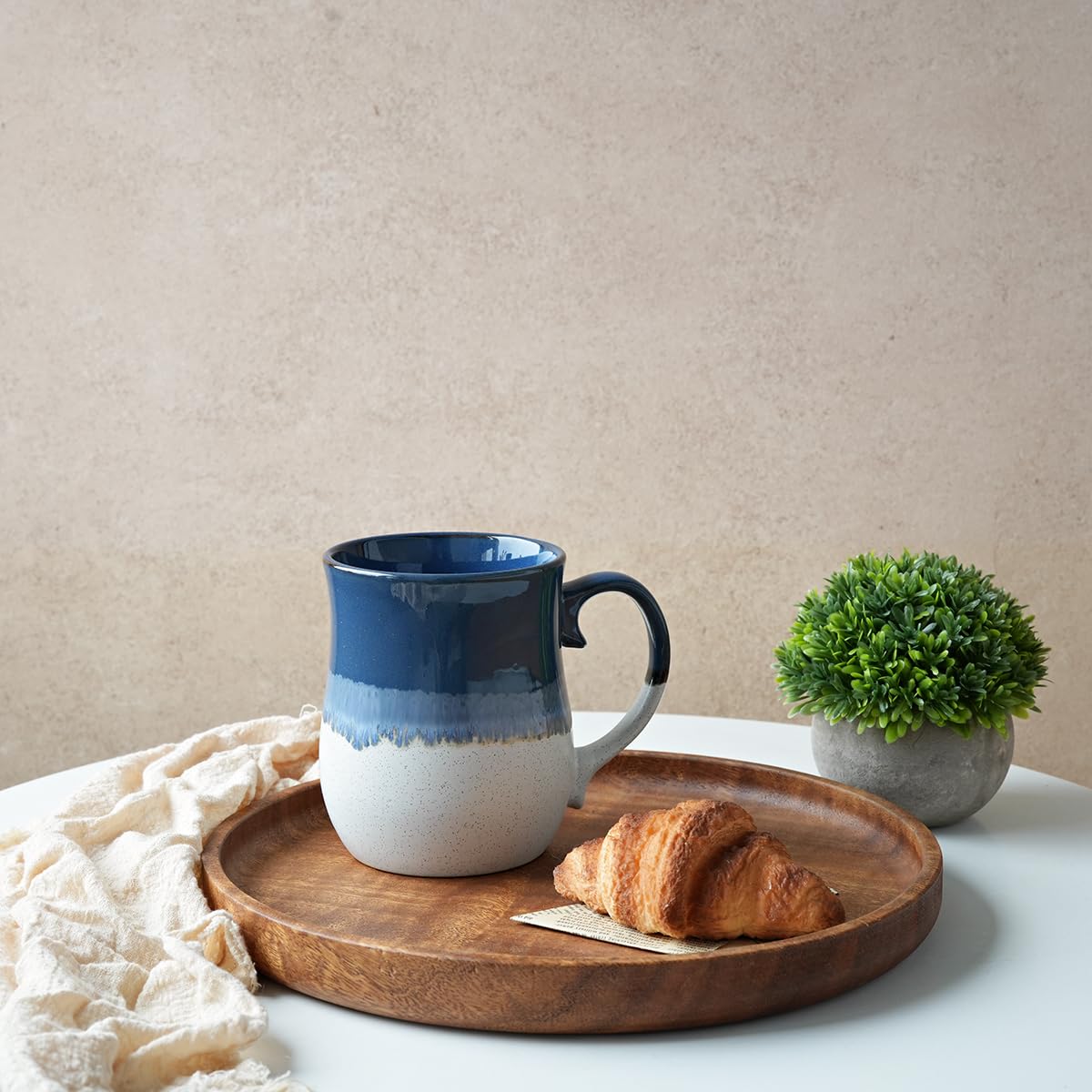 Amazon.com: Bosmarlin Extra Large Ceramic Coffee Mug, 26 Oz, Dishwasher and  Microwave Safe, Big Oversized Tea Cup, Reactive Glaze (Deep Blue) : Home &  Kitchen