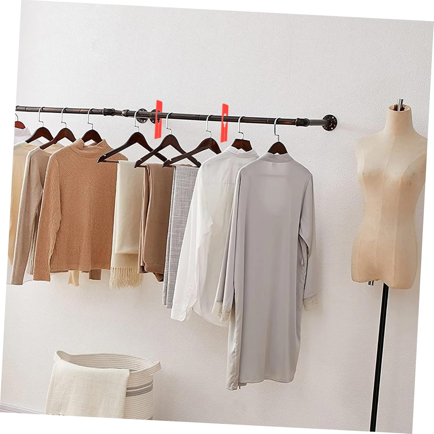 35pcs Reusable Closet Separator Labels for Clothing Racks Dividers for Organizing Clothing Home and Retail Spaces