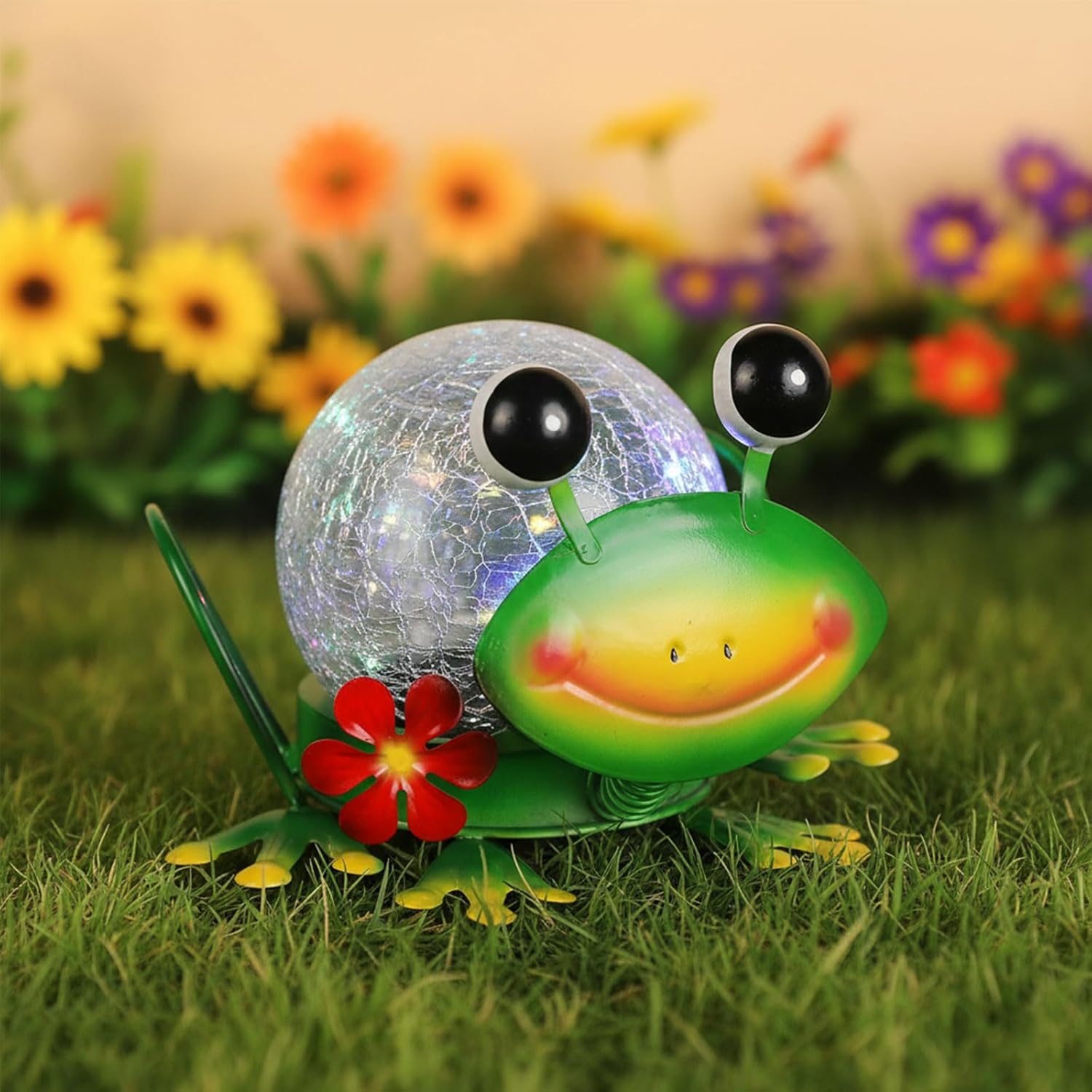 Solar Lights Outdoor Frog Garden Decor with Crackle Glass Globe Lights - Cute Metal Frog Decor for Yard Lawn Patio Porch Pathway Tabletop, Housewarming Gifts for Mom Women