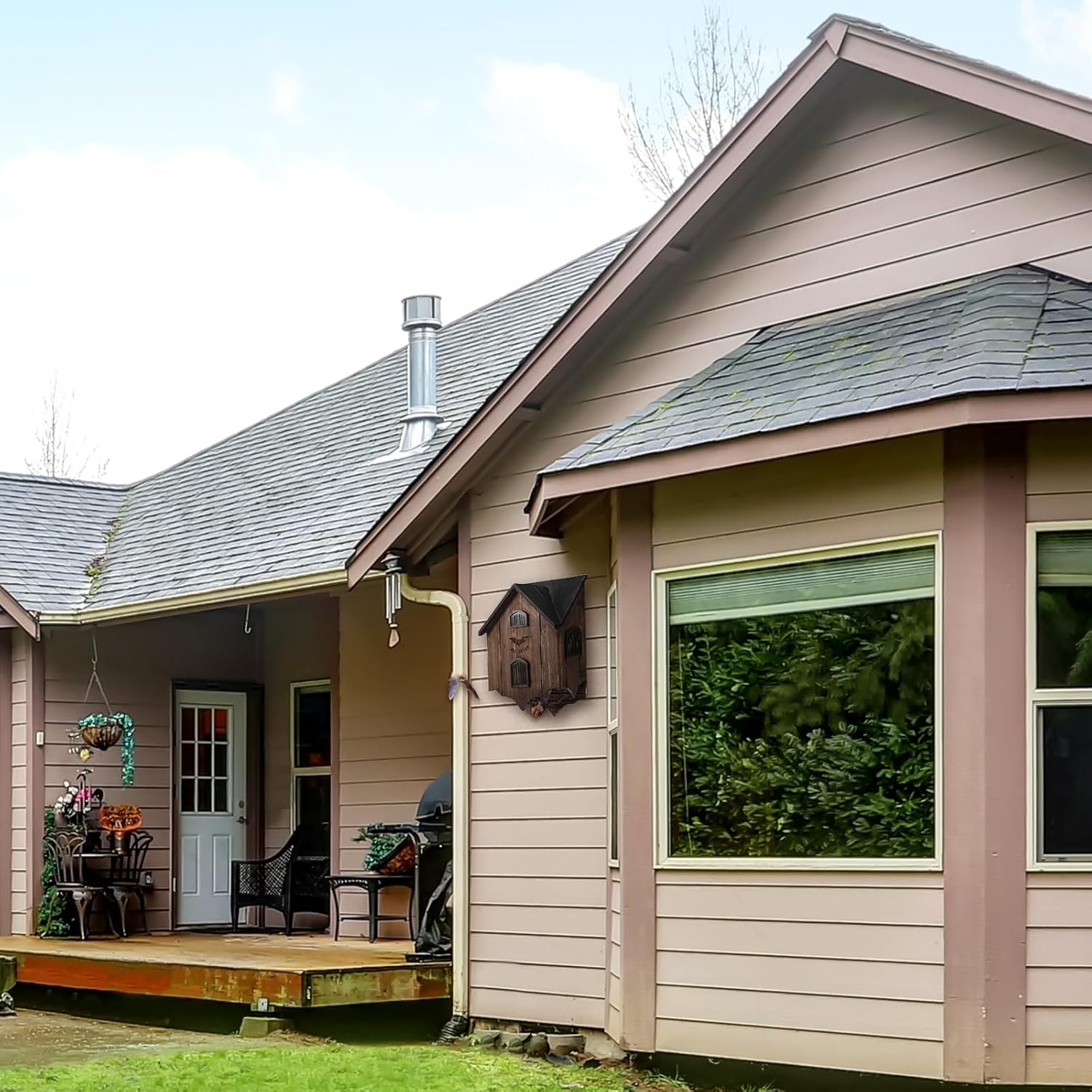 Bat House for Outdoors - Large Double Chamber Bat Box with Unique Design to Attract Bats, Sturdy Wooden Bats Shelter for Outside for Tree, Weather-Resistant, Easy to Hang, Black Brown