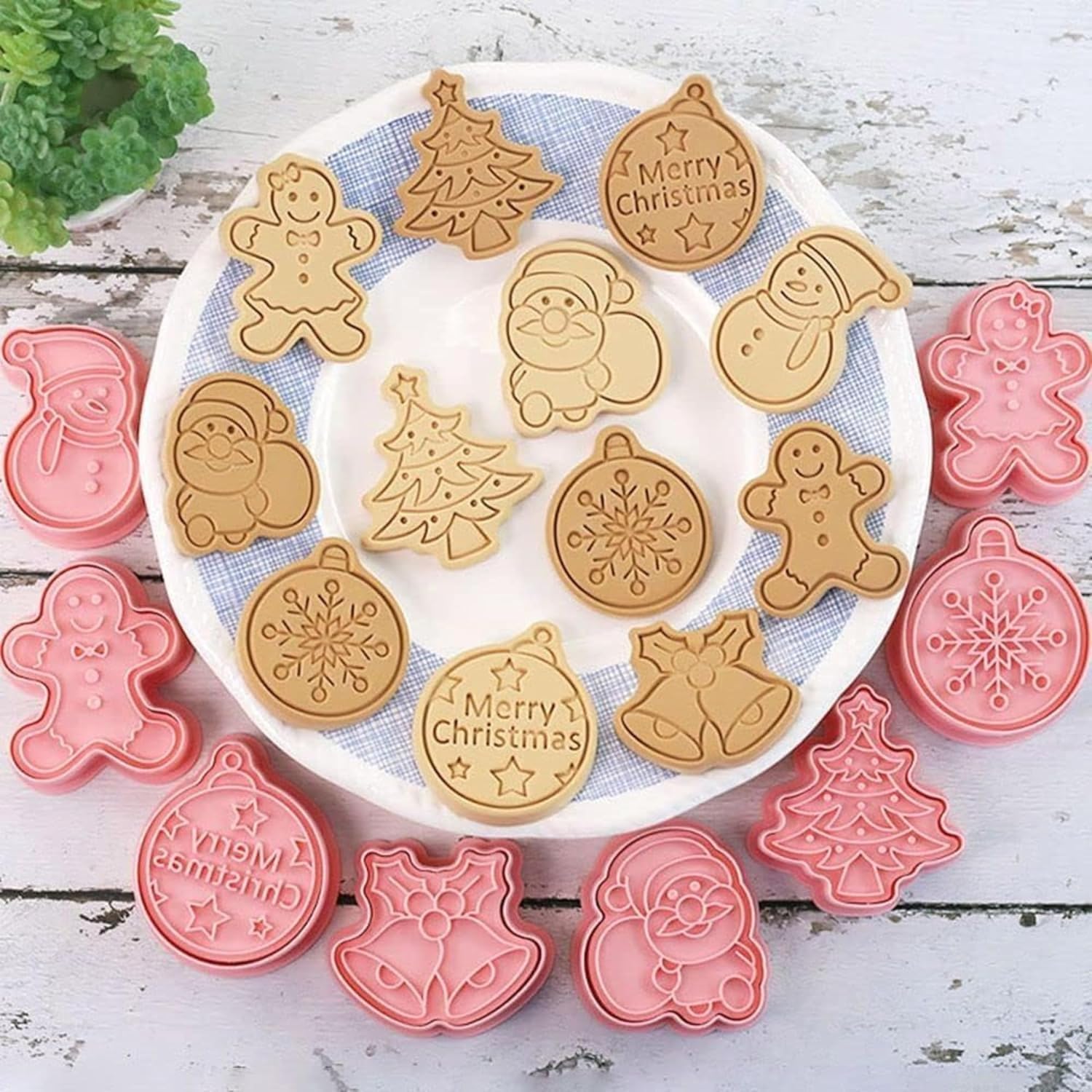 8 PCS Ginger Breadman Christmas Cookie Cutter for DIY Cake Cupcake Jelly Brownie Pudding Biscuit Clay Craft Sandwich Fruit Bowl (Pack of 1)