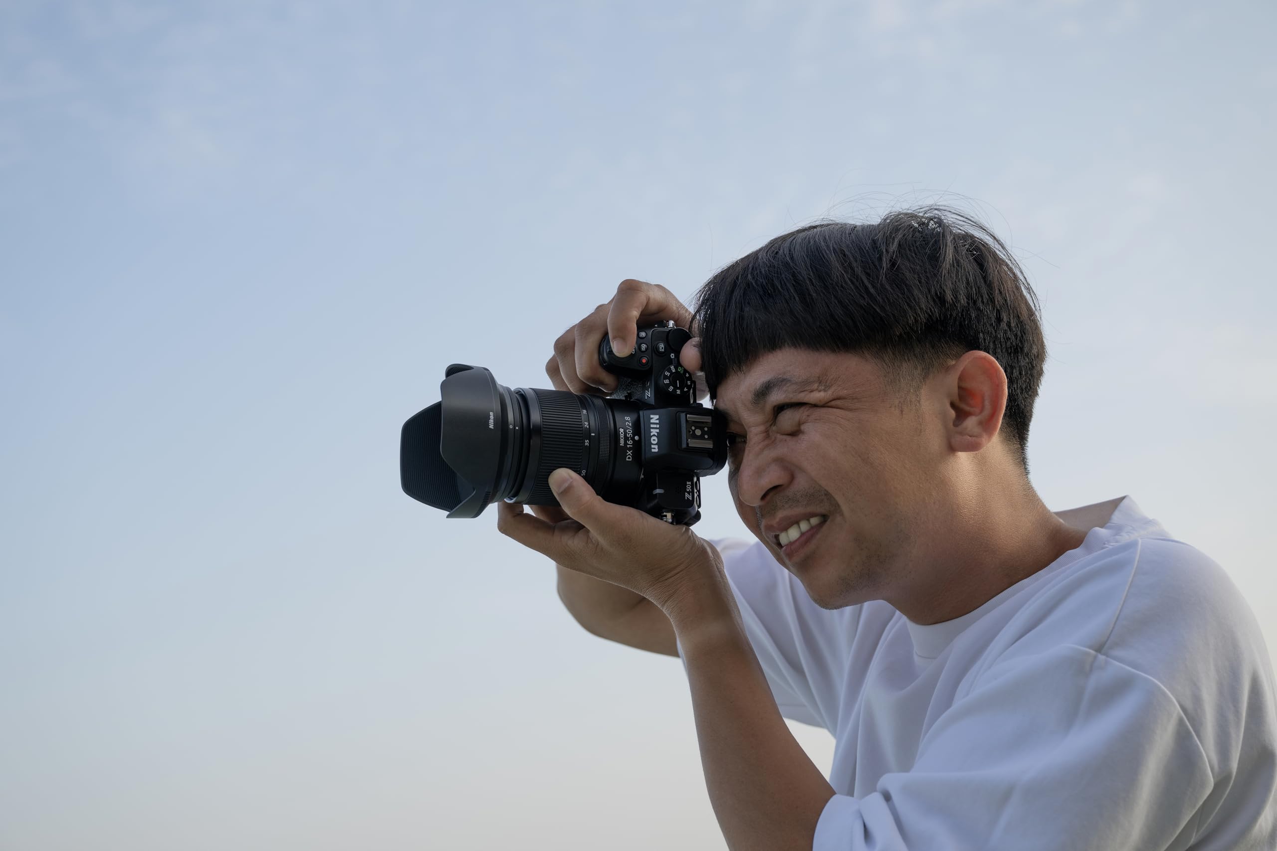 Nikon NIKKOR Z DX 16-50mm f/2.8 VR, Obiettivo Zoom Luminoso per Mirrorless Nikon Z DX, Apertura Costante, Stabilizzazione a 5 stop, AF Silenzioso, Ideale per Foto e Video, Nero [Nital Card: 4 Anni]