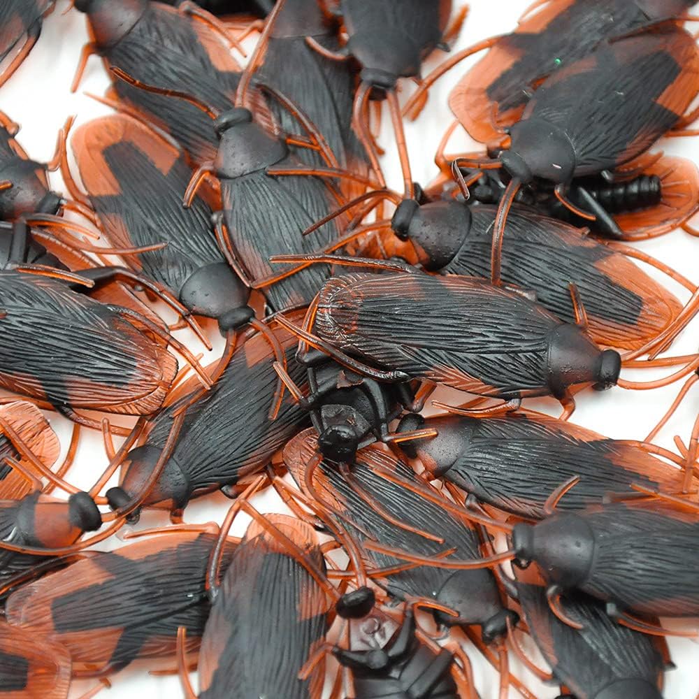 UNIIDECO 50 Pieces Prank Fake Roaches, Look Real Plastic Trick Joke Toys, Scary Insects Realistic Bugs Gag Gifts, Novelty Cockroach for Halloween Party (50 Pieces)