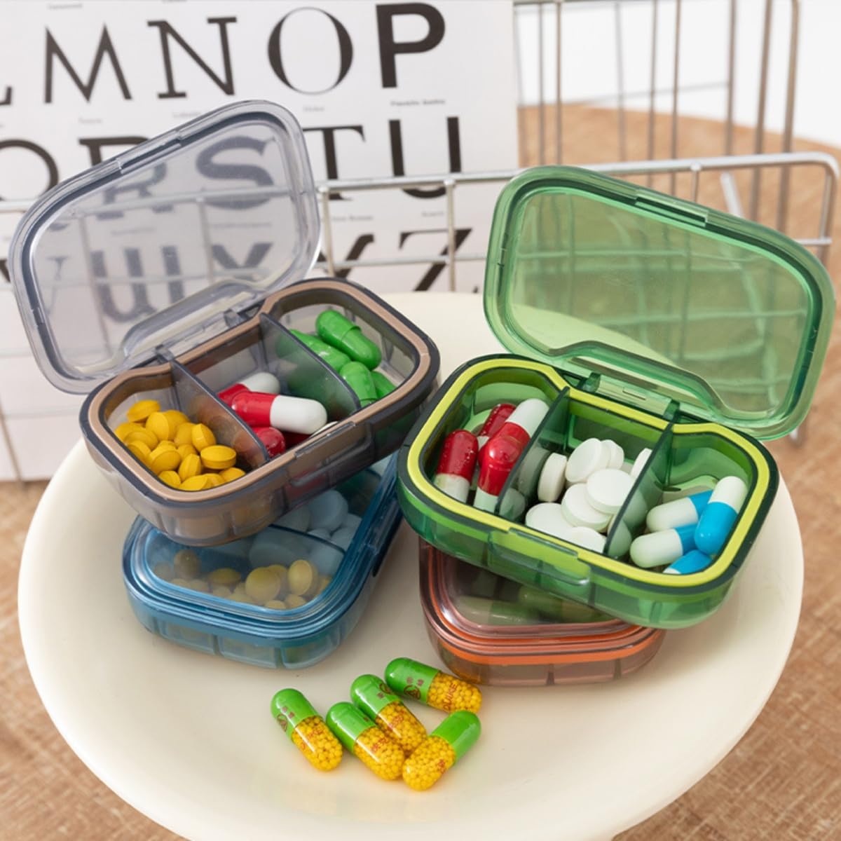 1PC Moisture-Proof Sealed Mini 3-Compartment Medicine Box - Portable Daily Dosage Organizer for Morning Noon Night Travel-Friendly Pill