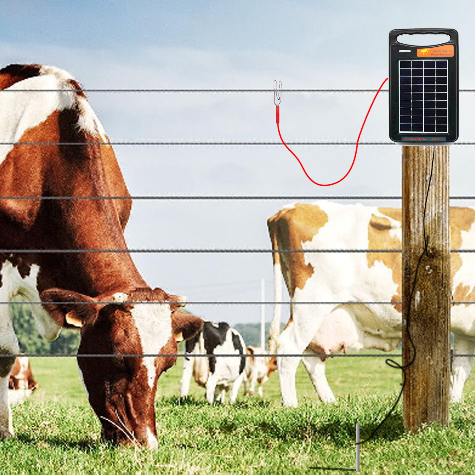 FenceMate Électrificateur Clôture Électrique Solaire, avec une sortie de 0.15 J jusqu'à 2 km, appareil portable pour élever des volailles ou des animaux domestiques