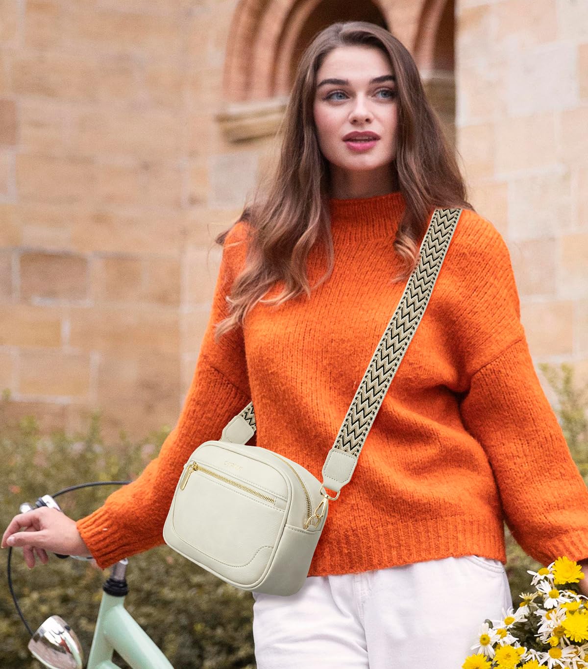 CHARINUT Crossbody Bags for Women,Vegan Leather Purses,Small Shoulder Handbags with Wide Adjustable Strap(Grayish White)