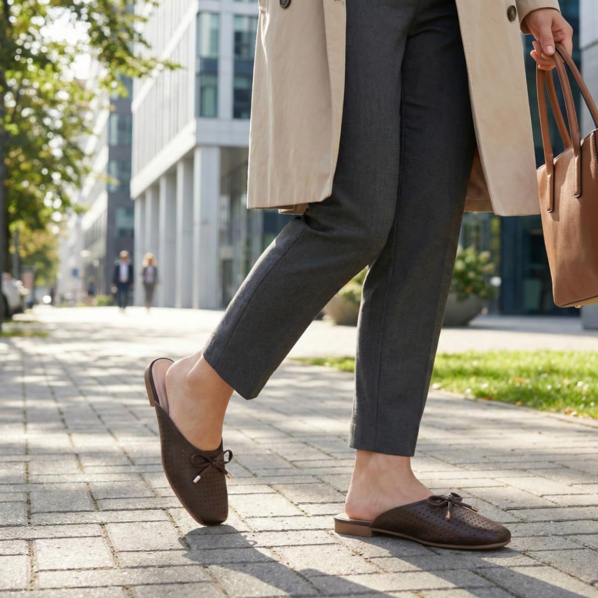 Mules for Women Slip On Flats Office Business Casual Shoes Closed Toe Shoes for Women Dressy Comfortable