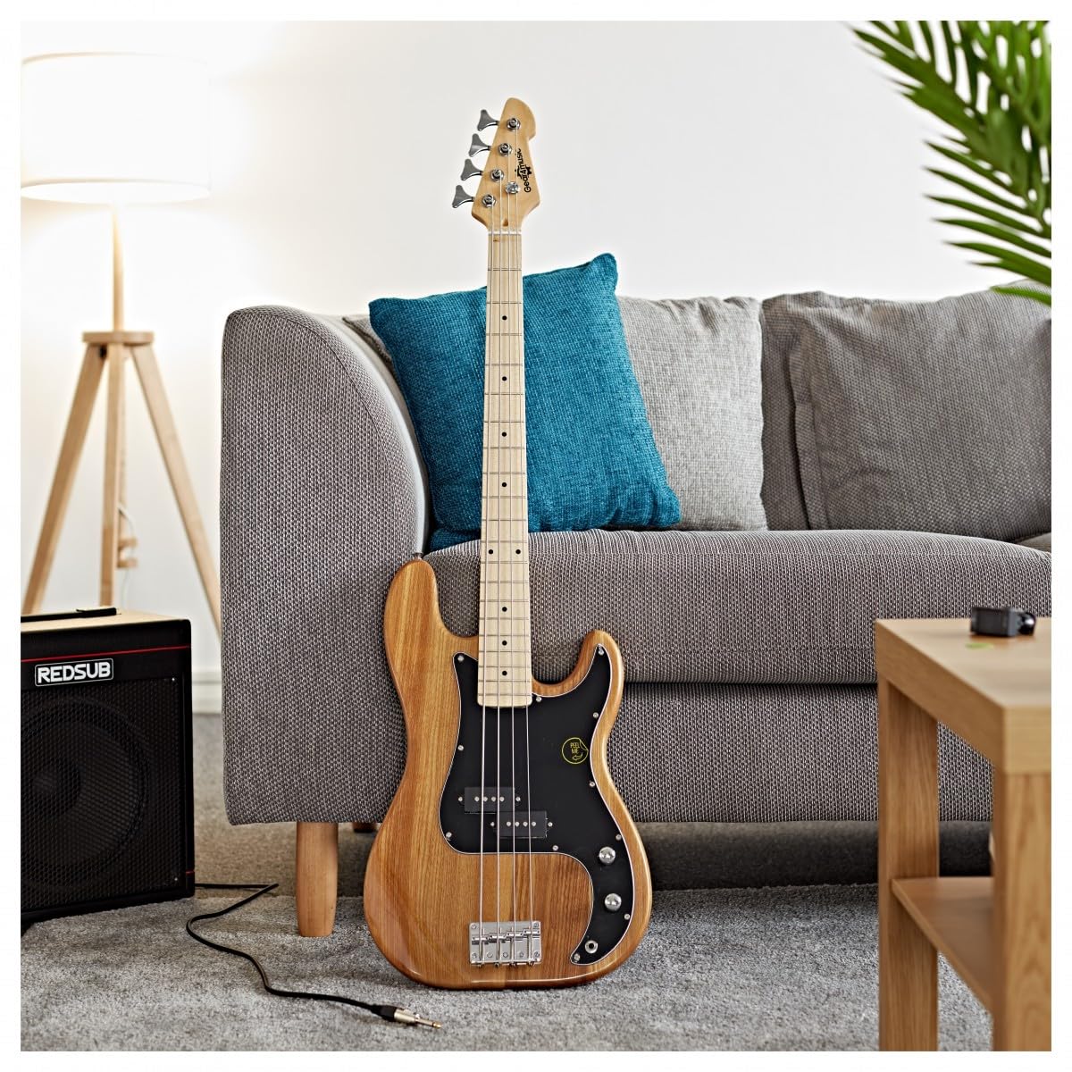 Basso LA Select + Pacchetto con Amplificatore da 15 W, Natural | Tono Chiaro e Deciso, Corpo in Frassino con Manico in Acero, Humbucker Split Coil, Ampli 15W e Accessori Inclusi