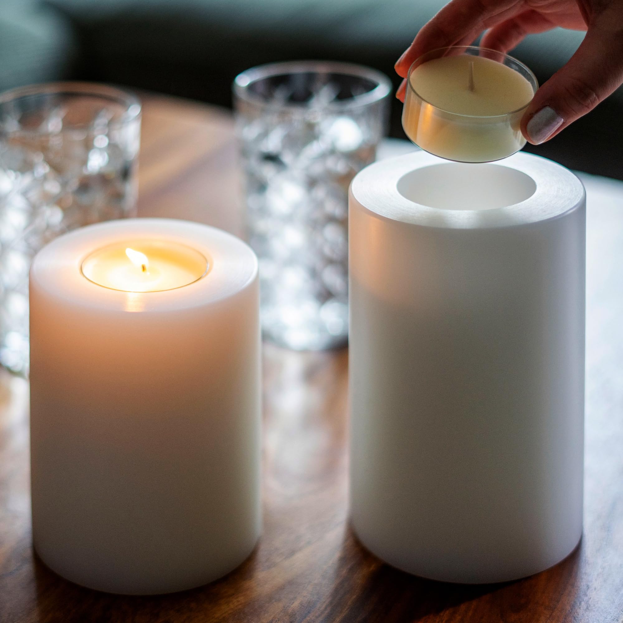 Qult Farluce Classic Metallic Copper Ø 8 + 10 cm • Świeca typu podgrzewacz w kształcie świecy • Świeca z tworzywa sztucznego o wyglądzie świecy • Świeca typu tealight z wkładką typu tealight • W