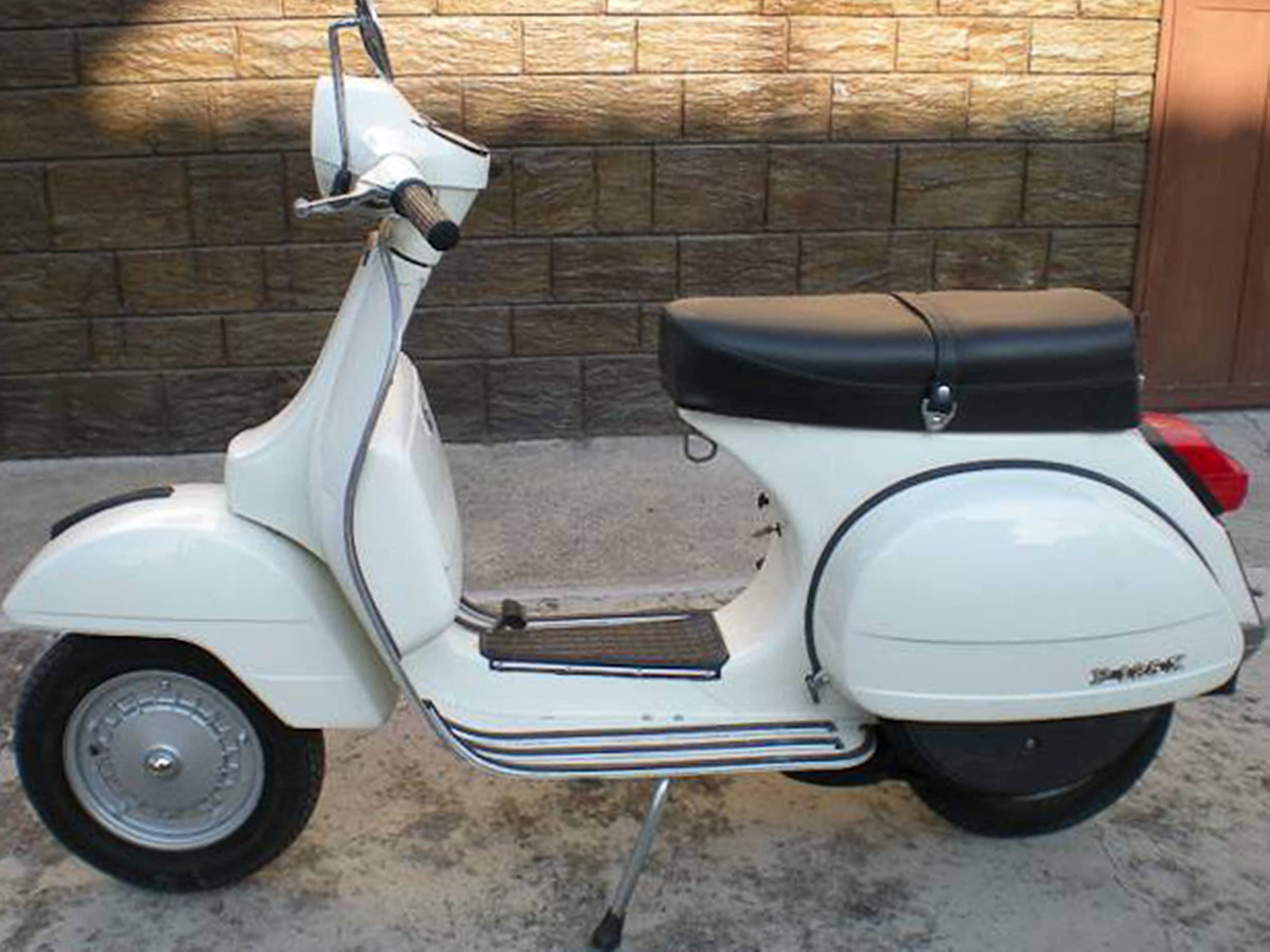 1 RUOTA COMPLETA per Scooter da Strada in ferro 3.50-10 56 J PRO-FILE per vespa PX 125/150/200 cc