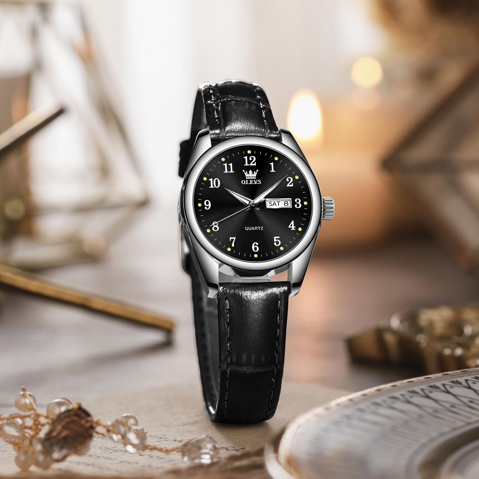 OLEVS Orologio da donna in pelle, al quarzo, con quadrante piccolo, delicato e alla moda, classico, con data e numeri romani, semplice, elegante, analogico, impermeabile, da donna (bianco/blu)