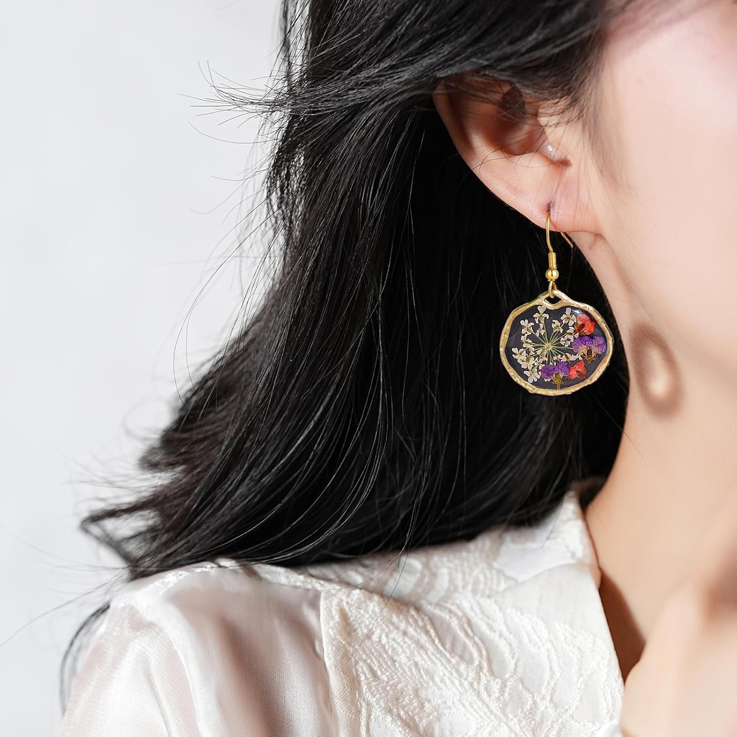 Hefestus Real Pressed Flower Earrings for Women, Handmade Boho Chic Dangle Design, Unique Floral Jewelry, Cute and Thoughtful Gift for Christmas, Valentine’s & Mother’s Day