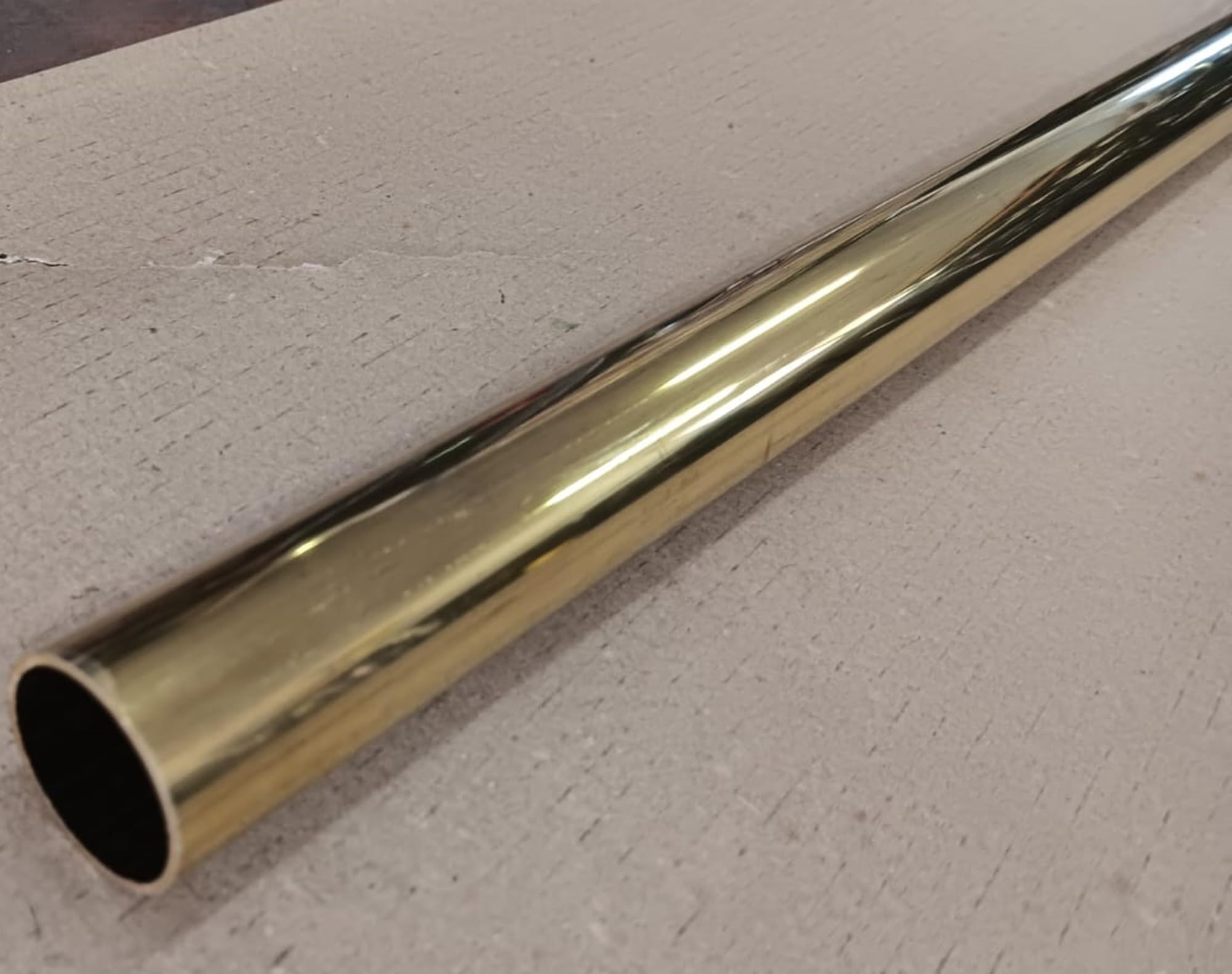 Tubo tondo in OTTONE da Ø8 a Ø30 mm diametro (Φ25 x 1.5 x 1000 mm)