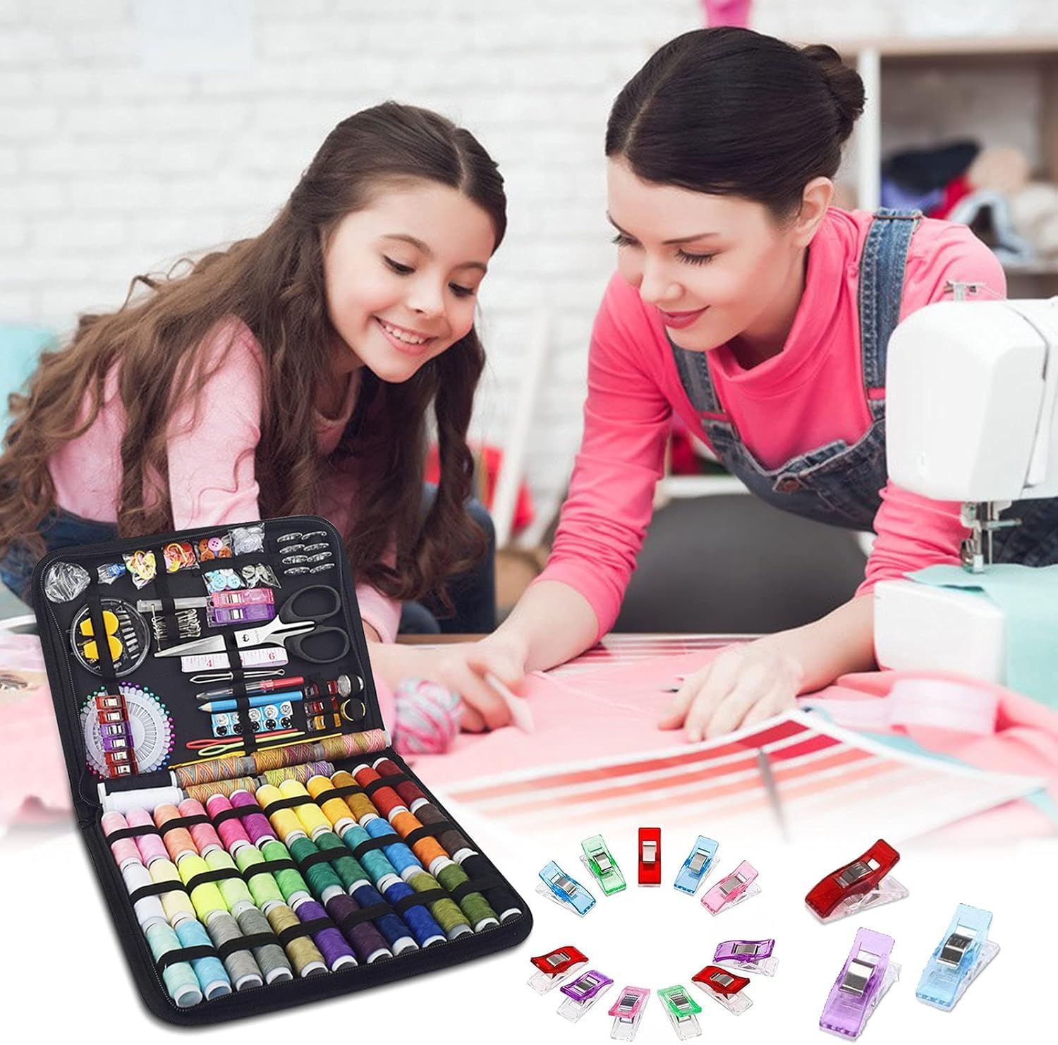 Kit da cucito, Set con 264 Pezzi, Incluso Borsa da Viaggio, Adatto a Casa, Viaggio e Emergenza, Uso Portatile