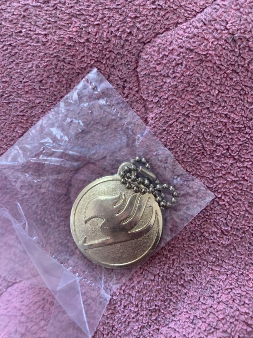 Amazon.co.jp: フェアリーテイル ウェンディ コインキーホルダー 当時物 : ファッション