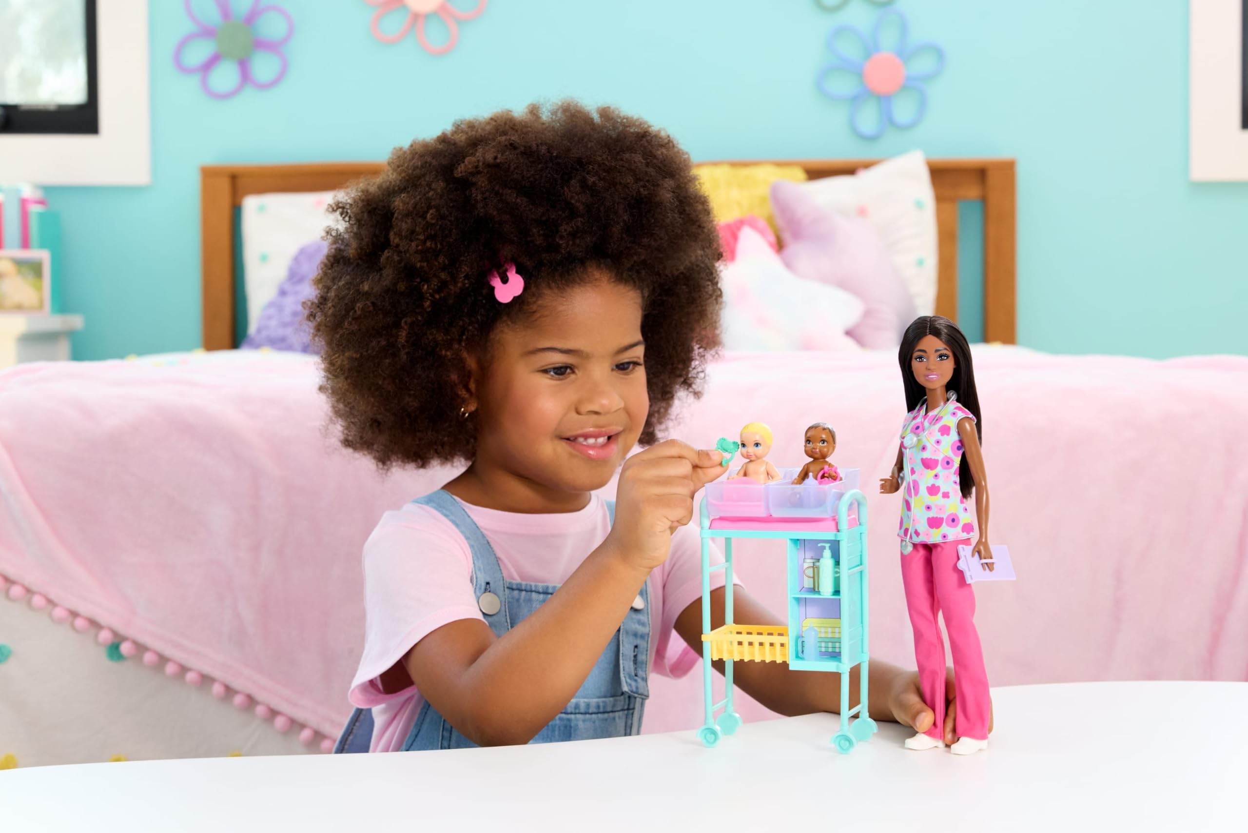 Test du coffret clinique Barbie métiers HFT68 : docteure brune et 30 Test du coffret clinique Barbie métiers HFT68 : docteure brune et 30