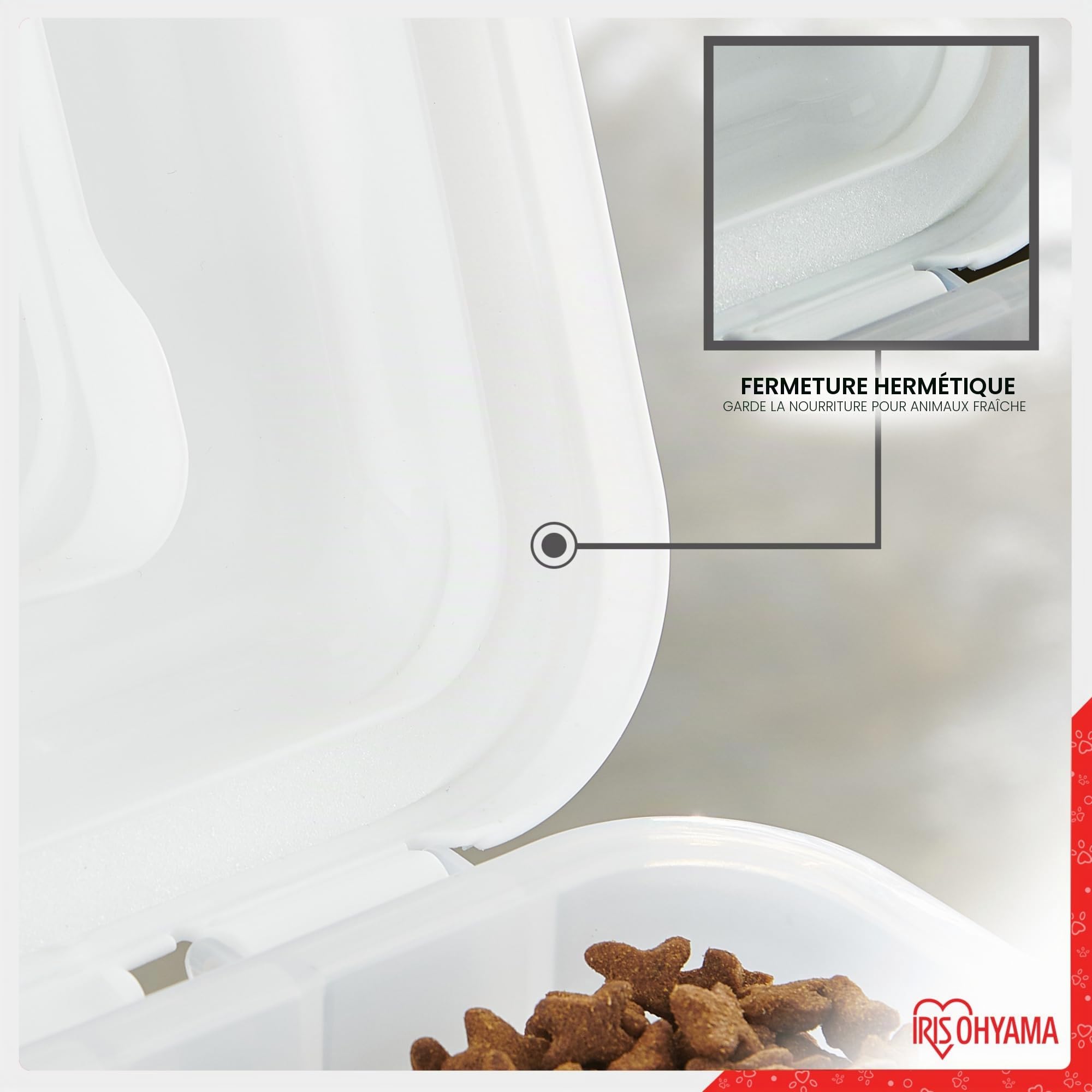 Iris Ohyama, Boite Croquette Chien Hermetique à roulettes, 40L/15kg, Blanc, Couvercle à Rabat avec Joint Etanche, Plastique, pour Chien, Chat, Friandises, Conteneur Croquettes, sans BPA, ATS-L