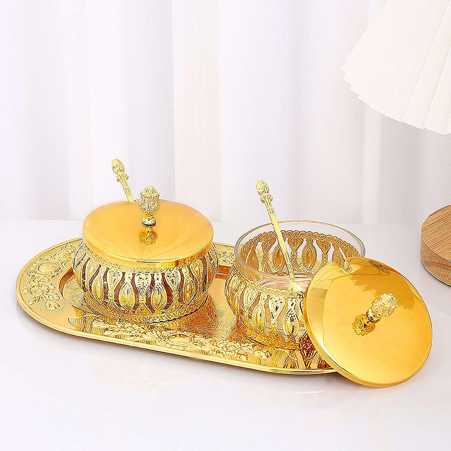Sucrier,sucrier avec Couvercle,sucrier doré avec Couvercle et cuillère, Pot à épices en Verre doré, Pot à Bonbons avec Plateau for décoration de Cuisine-Or-Ensemble Entier