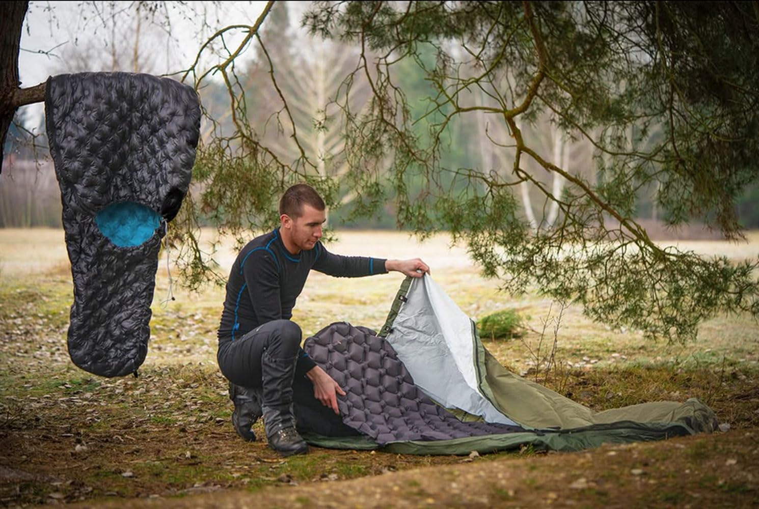 Aven Biwak - wasserdicht 10.000mm - robust - Double Zip - 2 Reißverschlüsse Links und rechts - Biwaksack für Schlafsack - abnehmbares Moskitonetz - Schlafsack Hülle