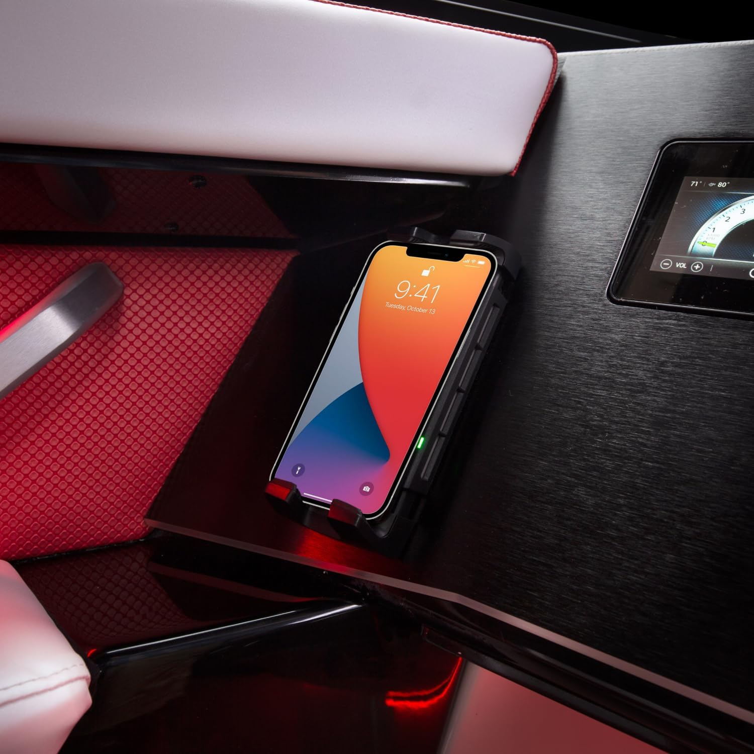 Active. 15W Waterproof Wireless PHO