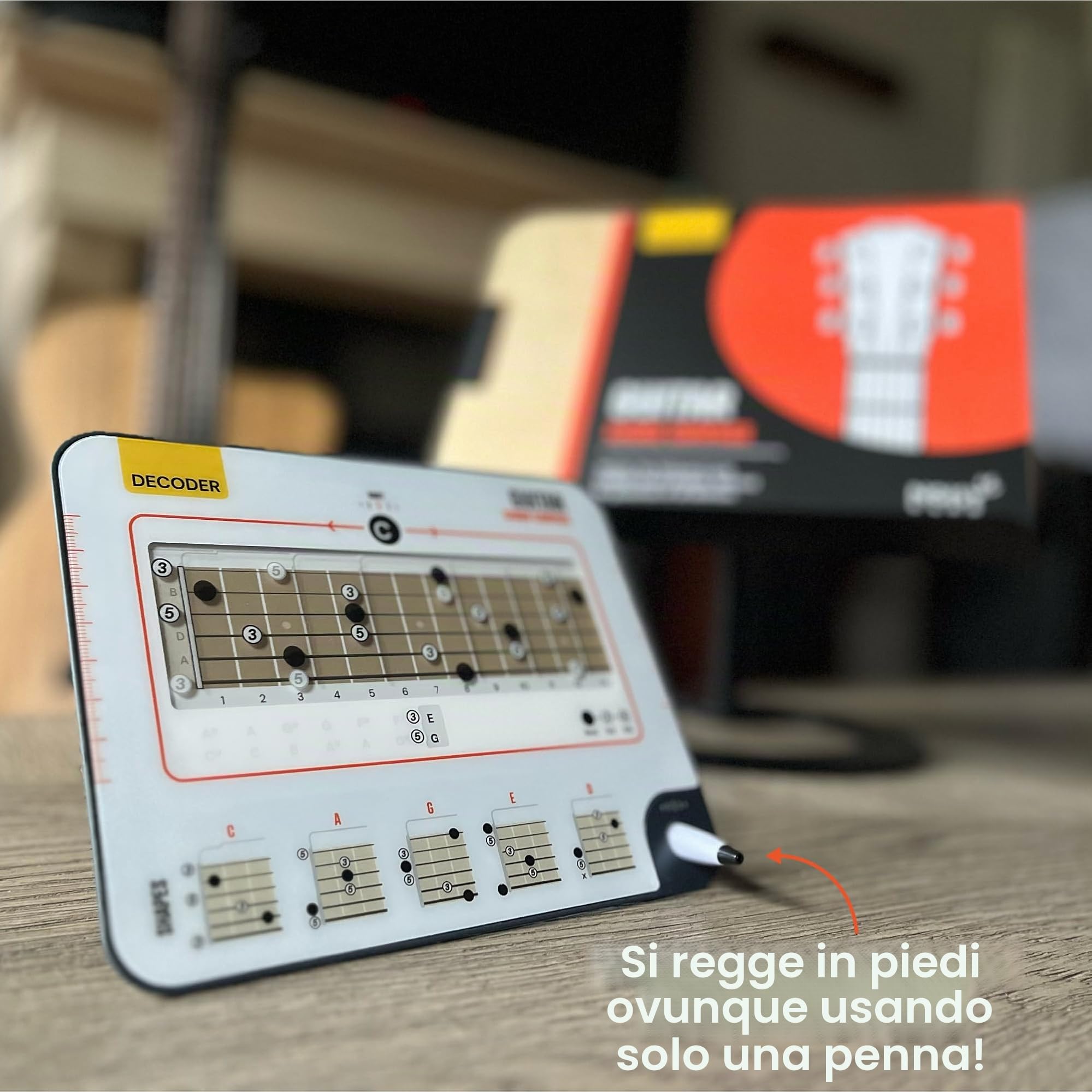 Bussola per Accordi di Chitarra Scorrevole e Libro - Impara il Sistema CAGED, Costruisci 1000+ Accordi in Qualsiasi Chiave, Strumento di Decodifica Visiva del Tastiera e Libro di Teoria - Per