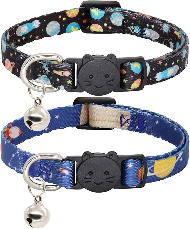 Coleira para Gatos com Fecho de Segurança, Sinos Removíveis e Estampa de Estrelas e Lua Giecooh, Pacote com 2