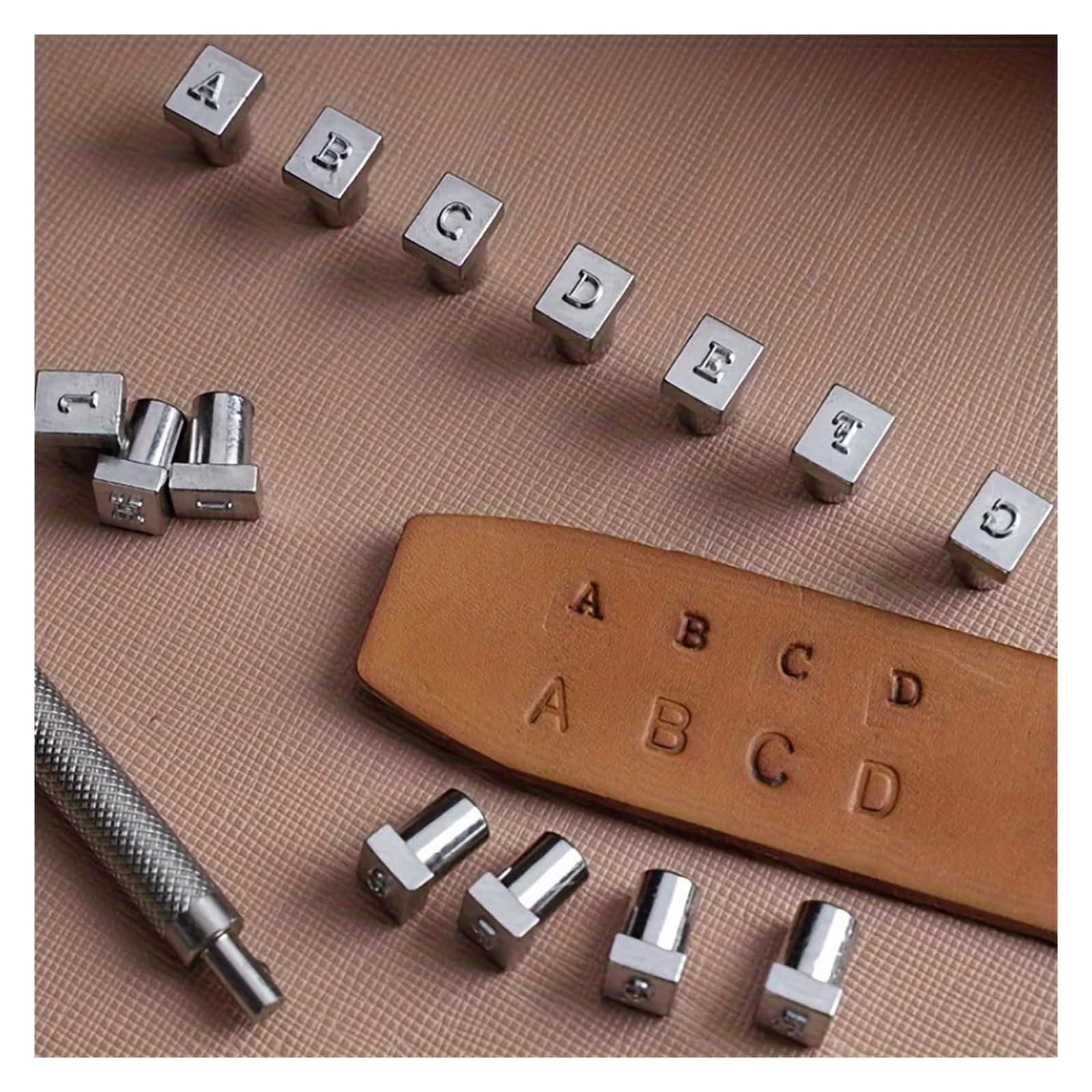 Timbro Alfabeto Cuoio Set di Strumenti for timbratura in Pelle Fai-da-Te 36 Lettere e Numeri in Metallo punzoni for timbri Modello Strumenti Stampa Artigianale in 6 mm