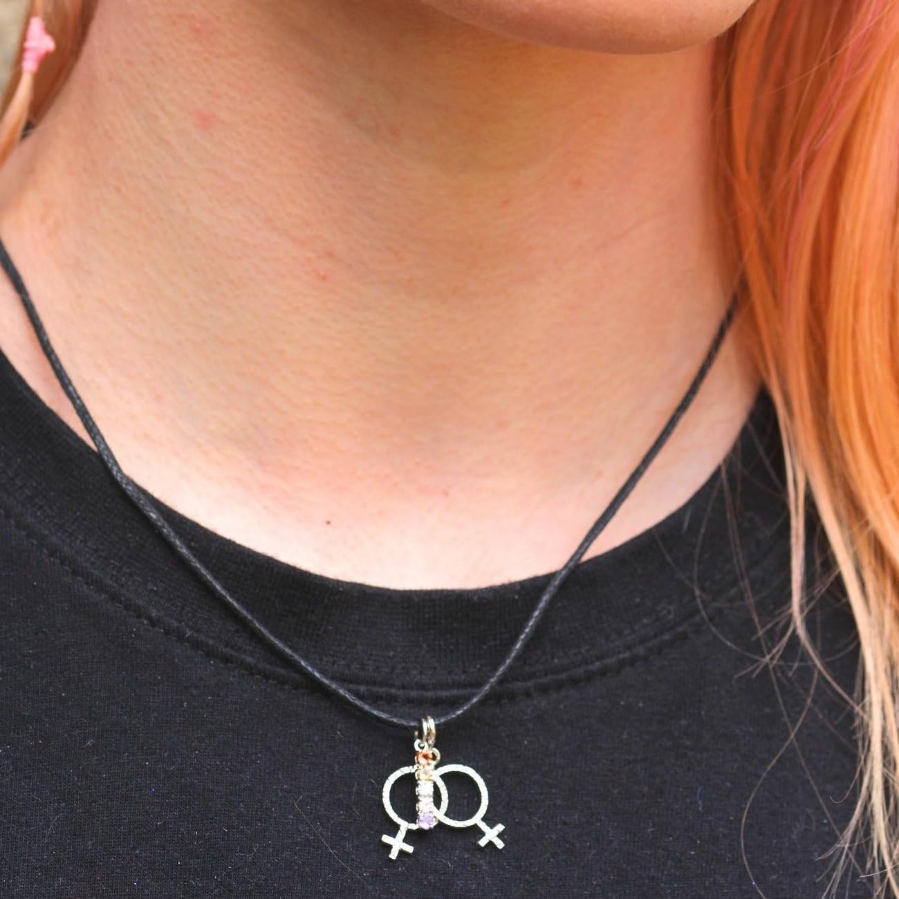 LGBTQ Pride bandiera ciondolo charm collana in argento sterling 925 con pietre, placcato platino o oro, arcobaleno Lesbian Trans Gay Bi Pan Non Binary gioiello regalo Queer LGBT