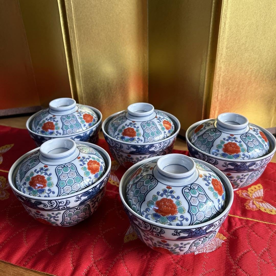 Amazon.co.jp: 有田焼 幸 蓋付き丼ぶり 多様丼 蓋付き腕揃 5客 牡丹