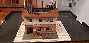 FALLER Brandruine Gasthaus Zum Sonne modelbouwset met 114 onderdelen 136 x 119 x 119 mm I modelspoorbaan accessoires H0 I modelspoorbaan H0 Gasthaus, wit FALLER Brandruine Gasthaus Zum Sonne modelbouwset met 114 onderdelen 136 x 119 x 119 mm I modelspoorbaan accessoires H0 I modelspoorbaan H0 Gasthaus, wit