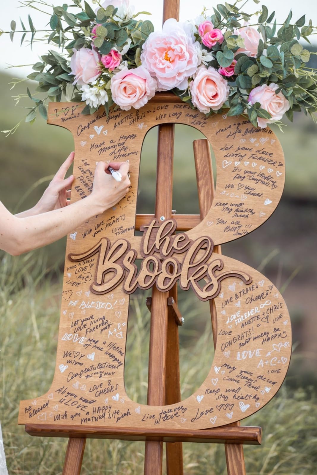 Księga gości alternatywny ślub nazwisko znak spersonalizowana drewniana księga gości alternatywa na ślub, baby shower, rocznicę, wieczór panieński dekoracyjne znaki i tablice (60 cm 0,6 cala)