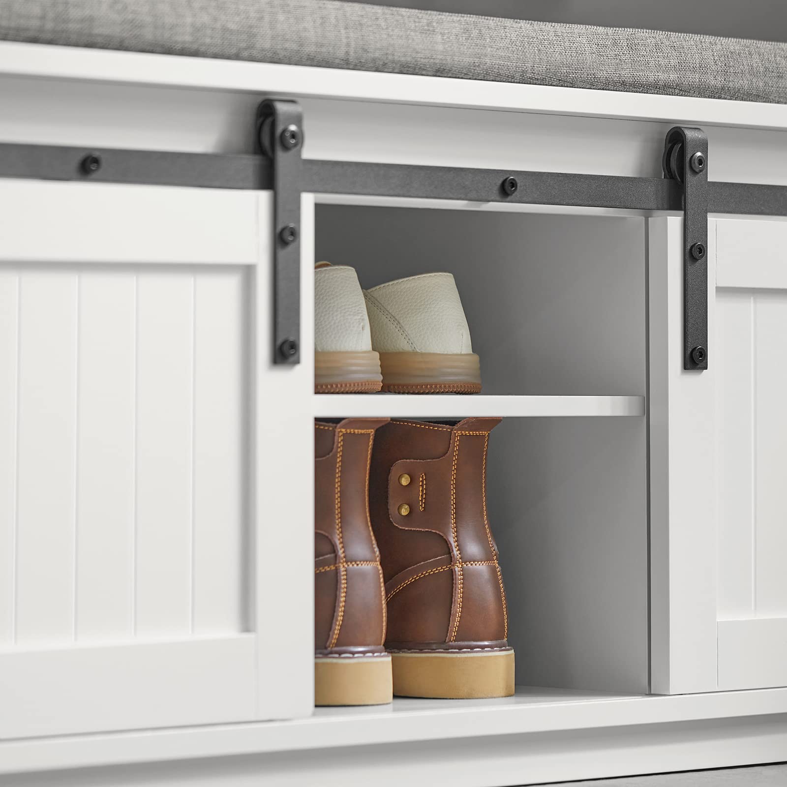 SoBuy Panca Scarpiera Ingresso con Seduta e Vano Contenitore con Ante Scorrevoli - 120x35x45cm - Capacità di Carico Fino a 200kg, Design Salvaspazio per Ingresso e Camera da Letto, MDF E1 - FSR133-W