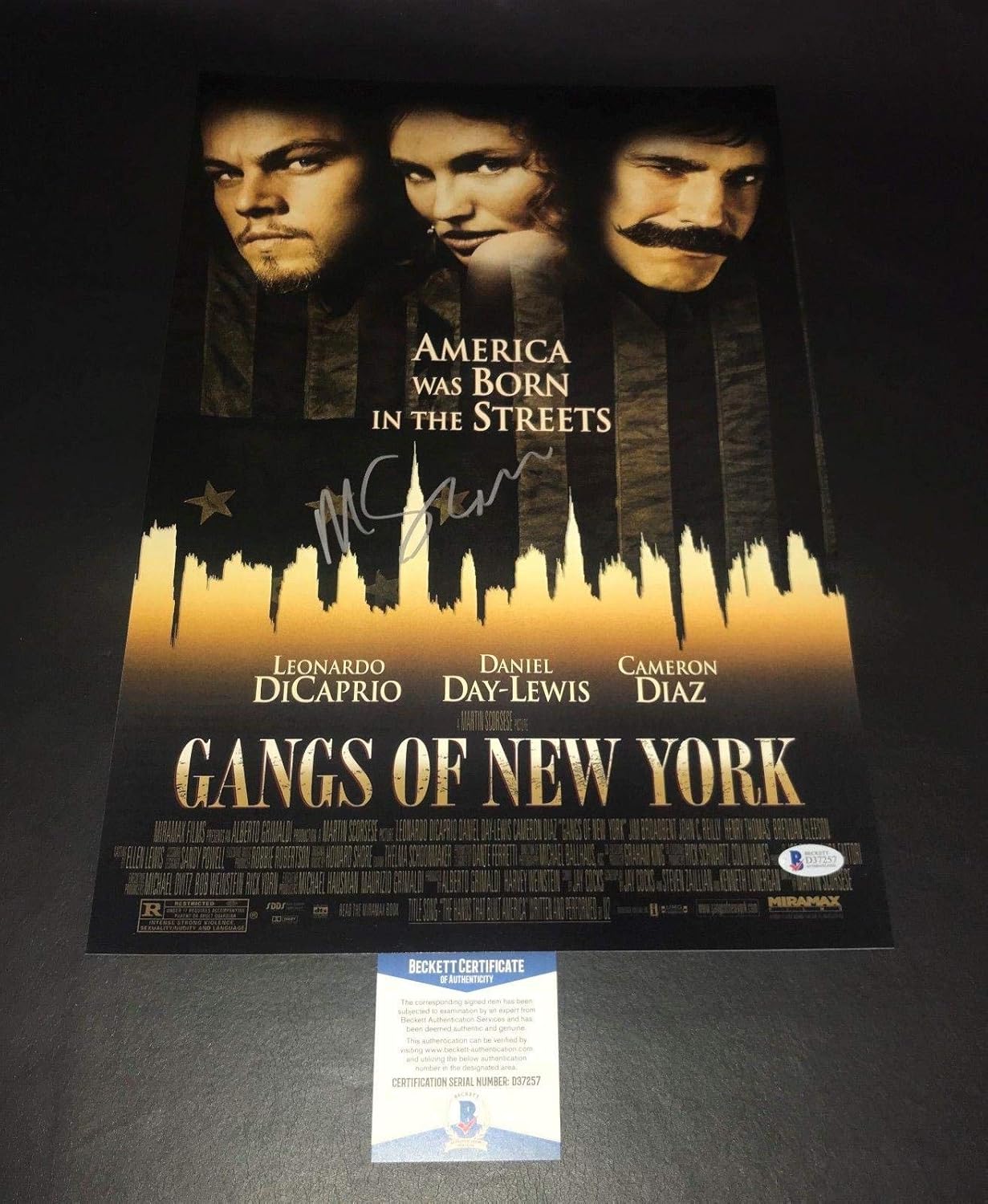 Martin Scorsese Signed Auto Gangs Of New York 12x18 Beckett Bas Coa 8