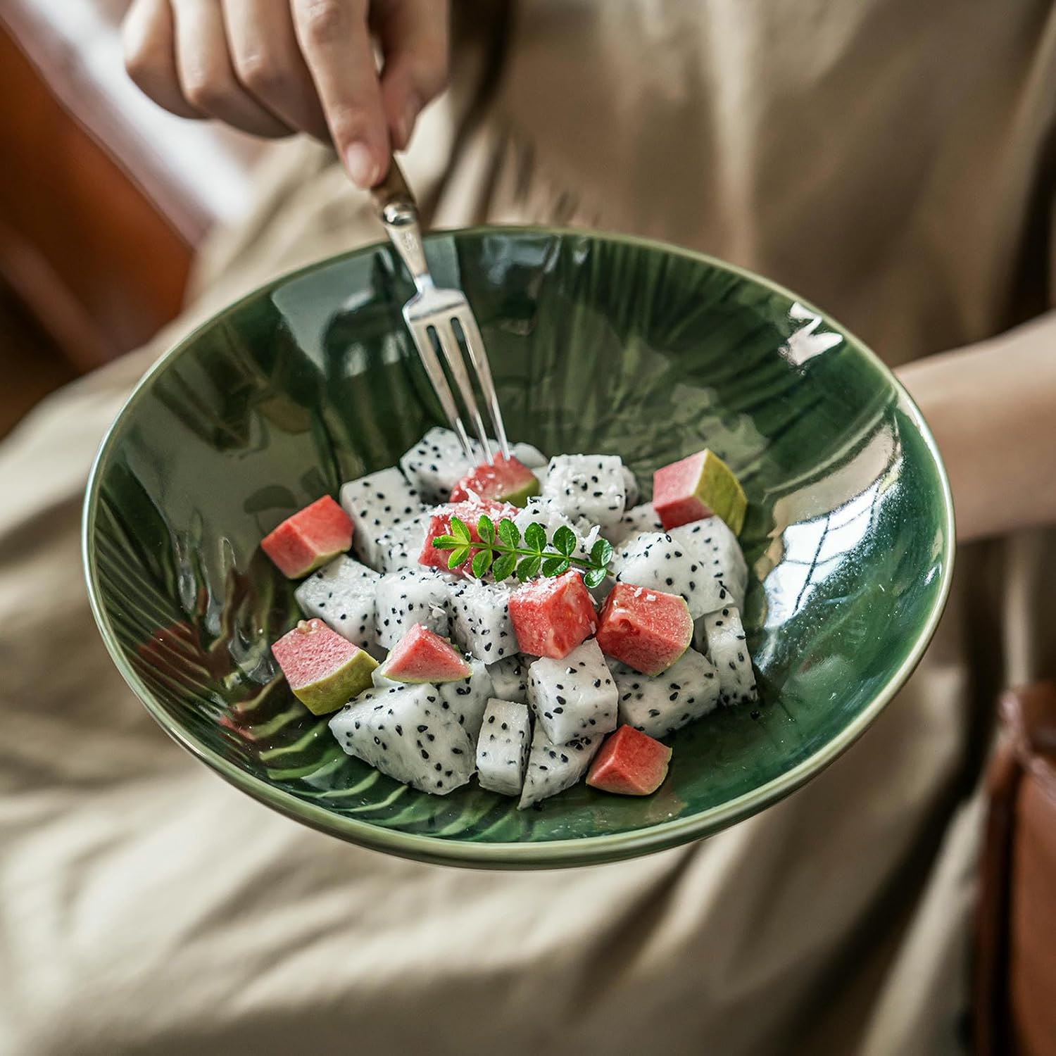 Ceramic retro leaf pattern open bowl household fresh tableware-green 7.6 inches